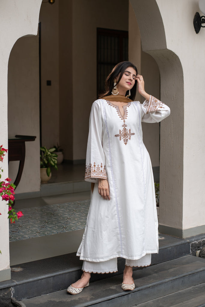 Women's White Emb A Line Kurta Set