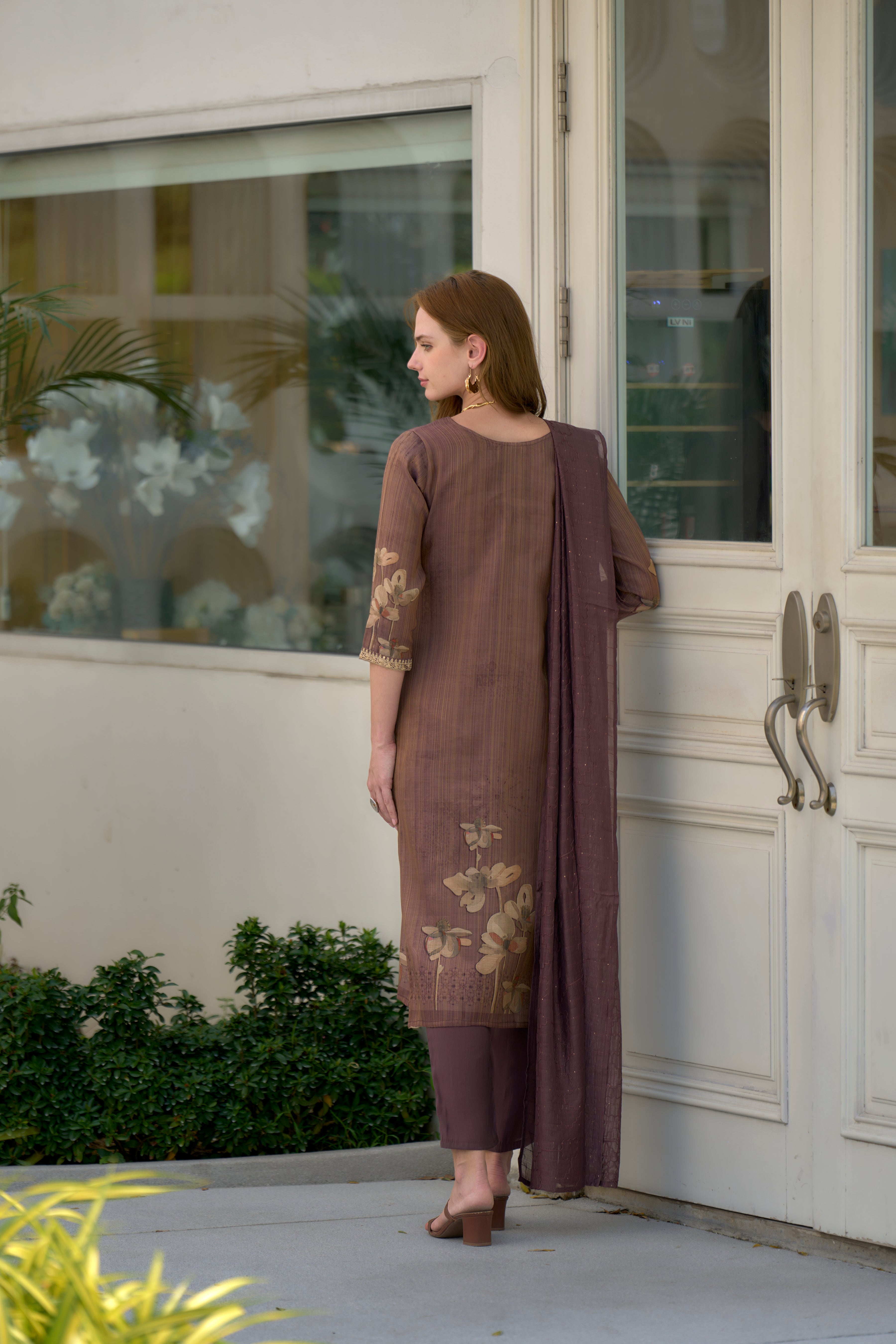 Color_Brown