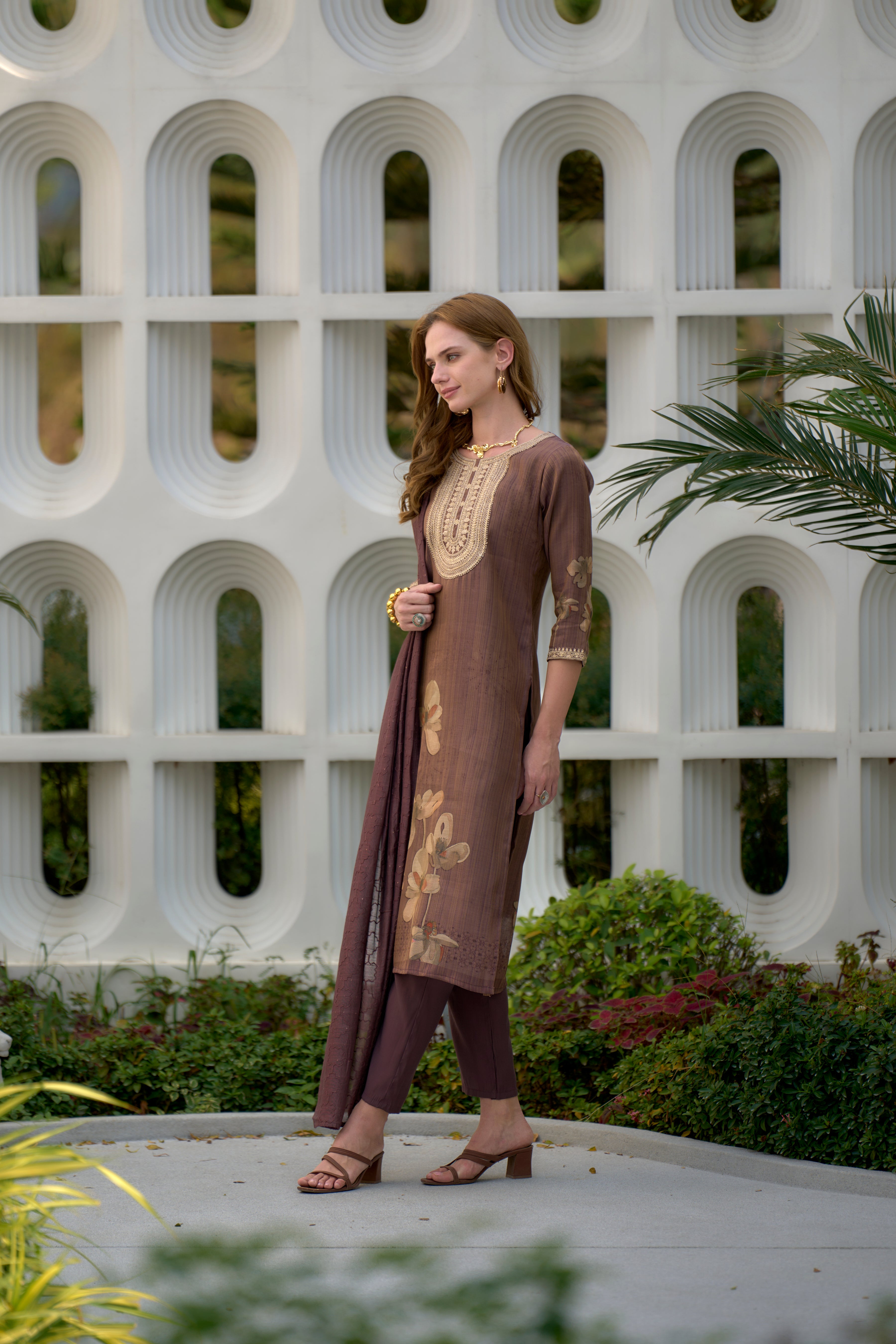 Color_Brown