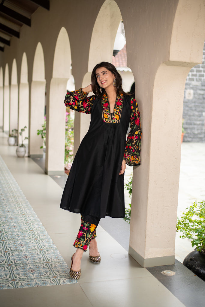 Women's Black Floral Emb Co-Ord Set