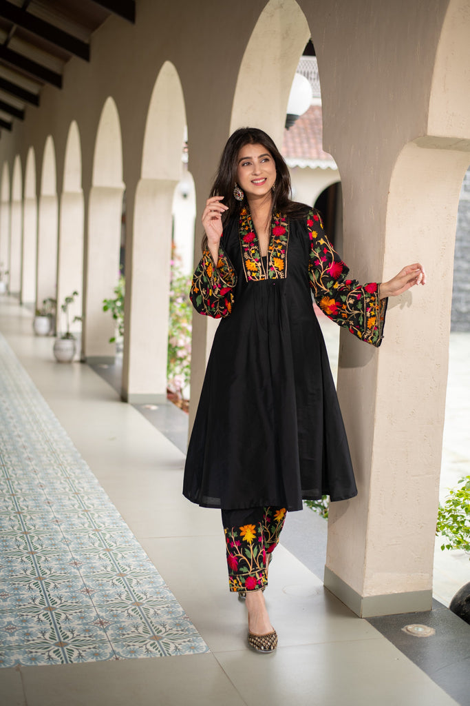 Women's Black Floral Emb Co-Ord Set