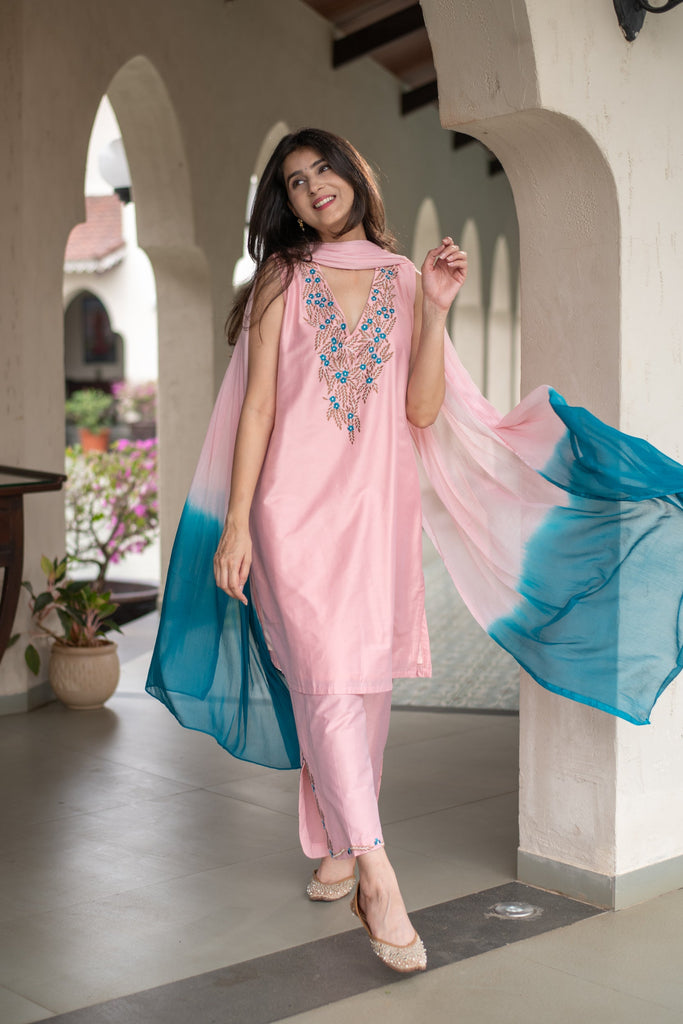 Women's Powder Pink Emb Kurta Set