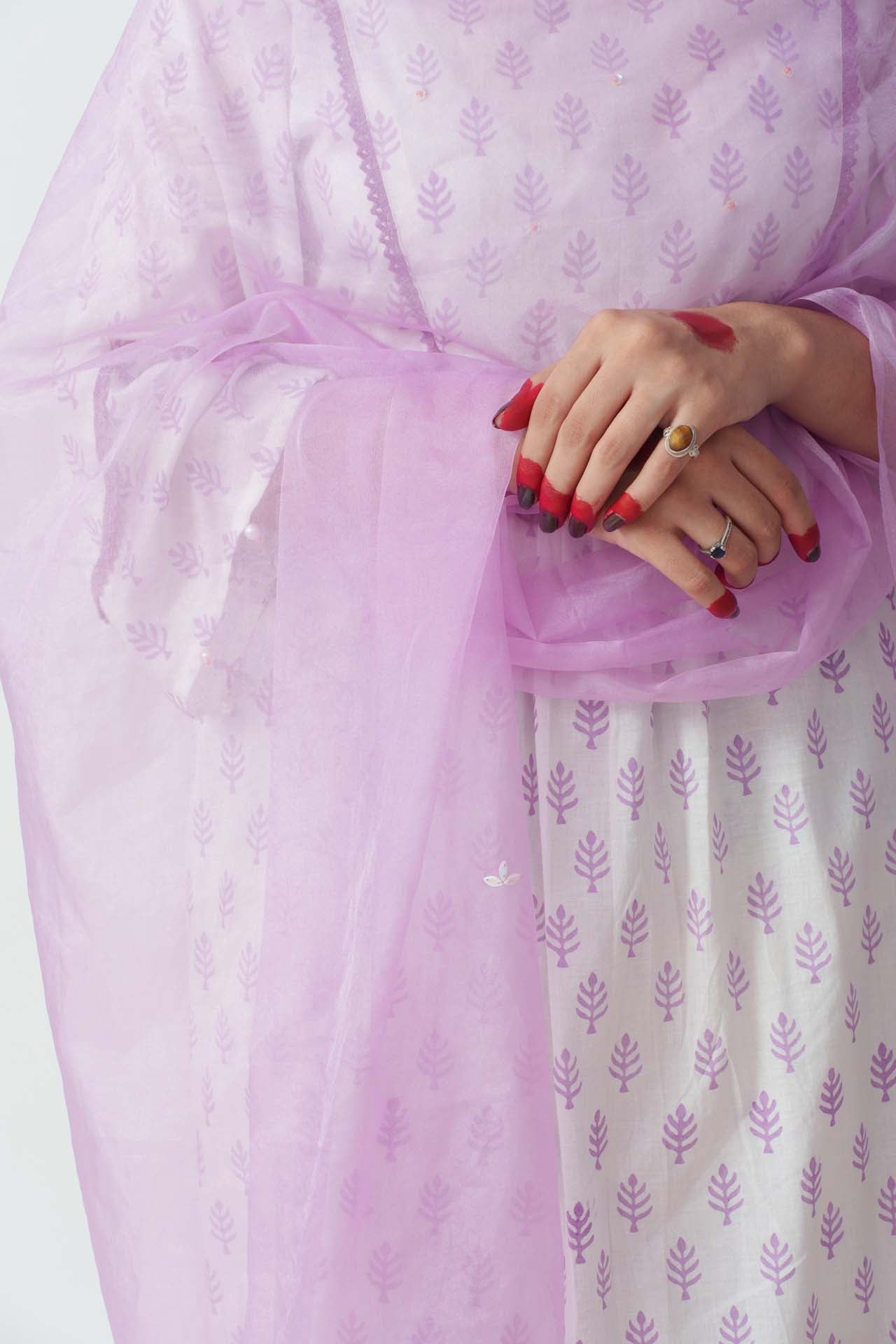 Wome's Purple Cotton Block Print And Sequins Details Kurta Set