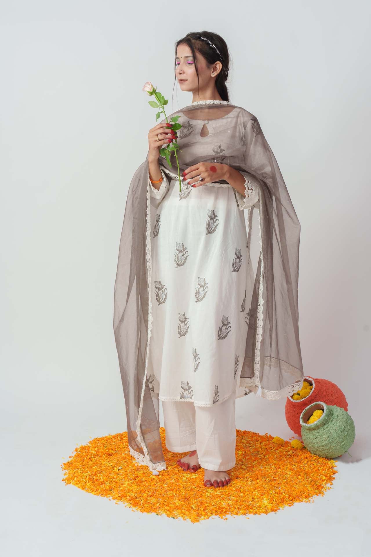 Wome's Grey Cotton Block Print And Sequins Details Kurta Set