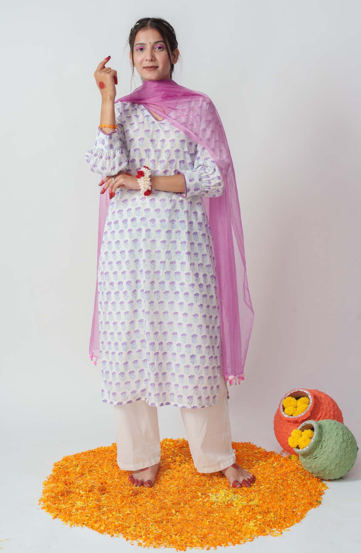 Wome's Light Purple Cotton Block Print And Sequins Details Kurta Set