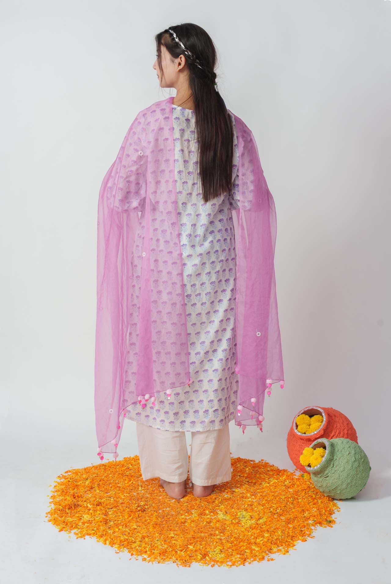 Wome's Light Purple Cotton Block Print And Sequins Details Kurta Set