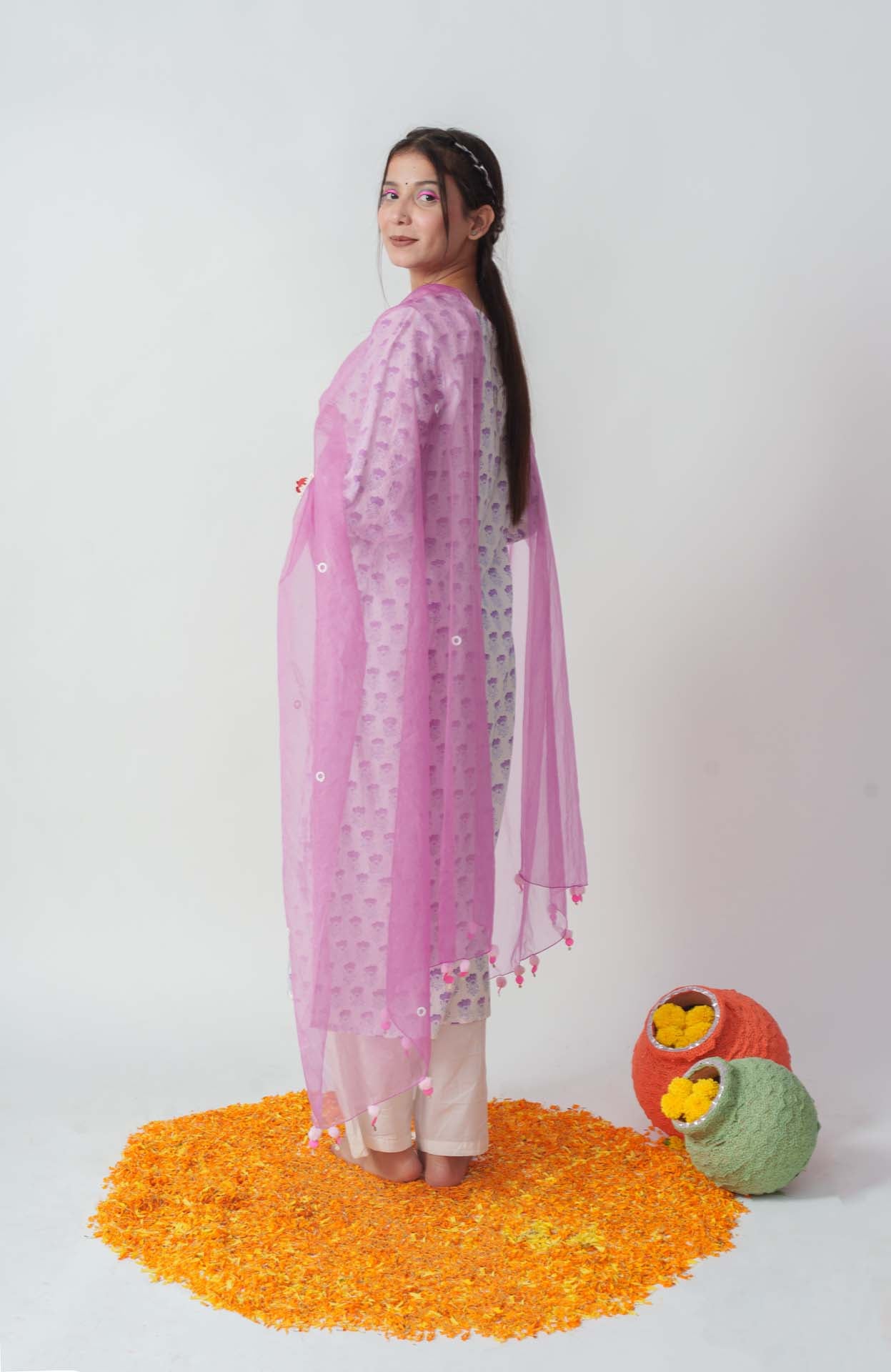 Wome's Light Purple Cotton Block Print And Sequins Details Kurta Set