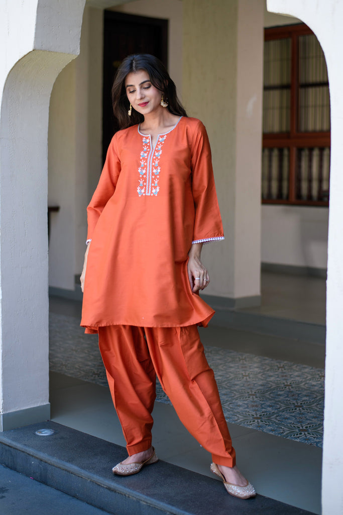 Color_Orange