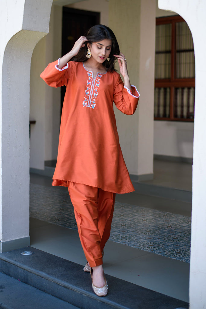 Color_Orange