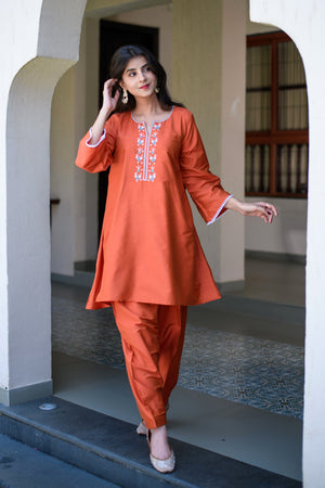 Color_Orange