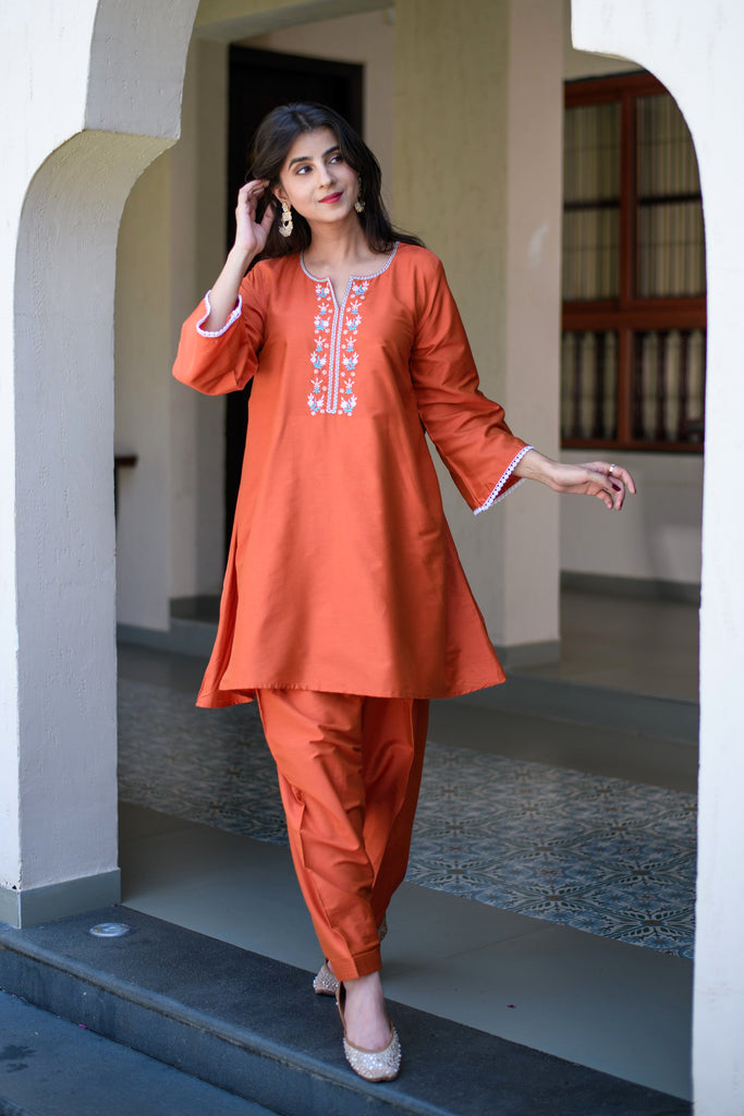 Color_Orange