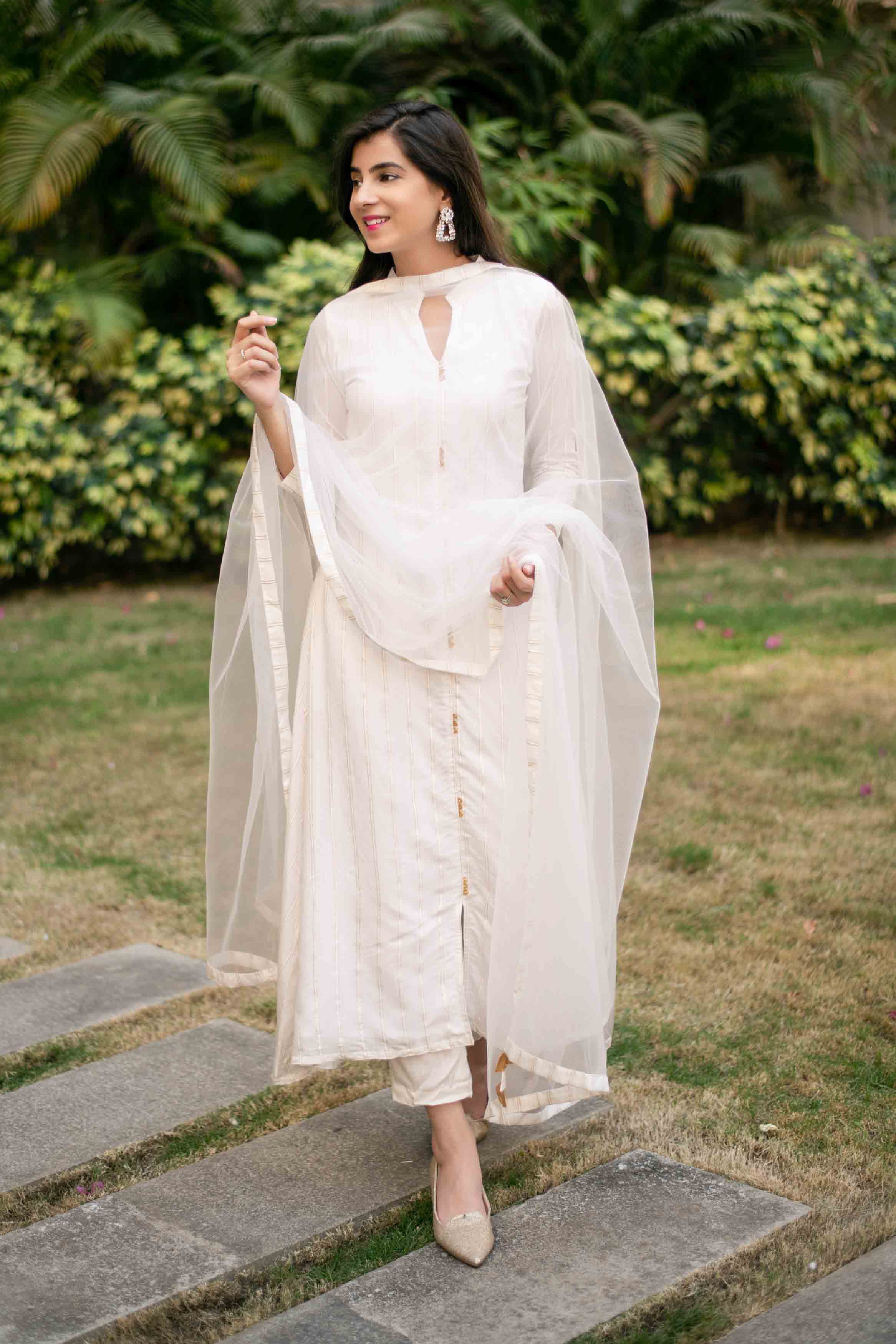 Women's White A-Line Chanderi Kurta Set With Dupatta (3pcs set) - Label Shaurya Sanadhya USA