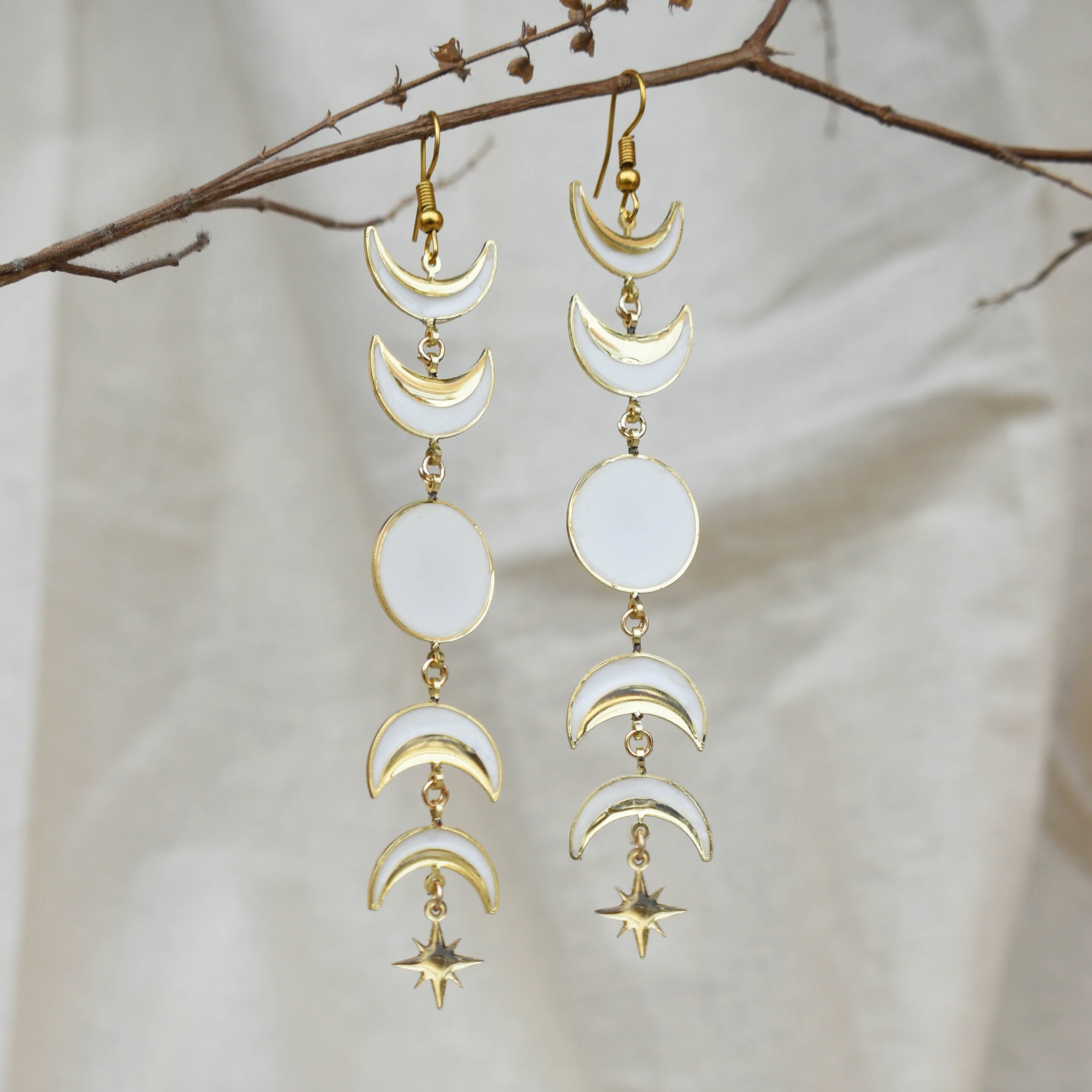 Diamond-Cut Crescent Moon and Star Mismatch Stud Earrings in 10K Gold Diamond-Cut Crescent Moon and Star Mismatch Stud Earrings in 10K Gold