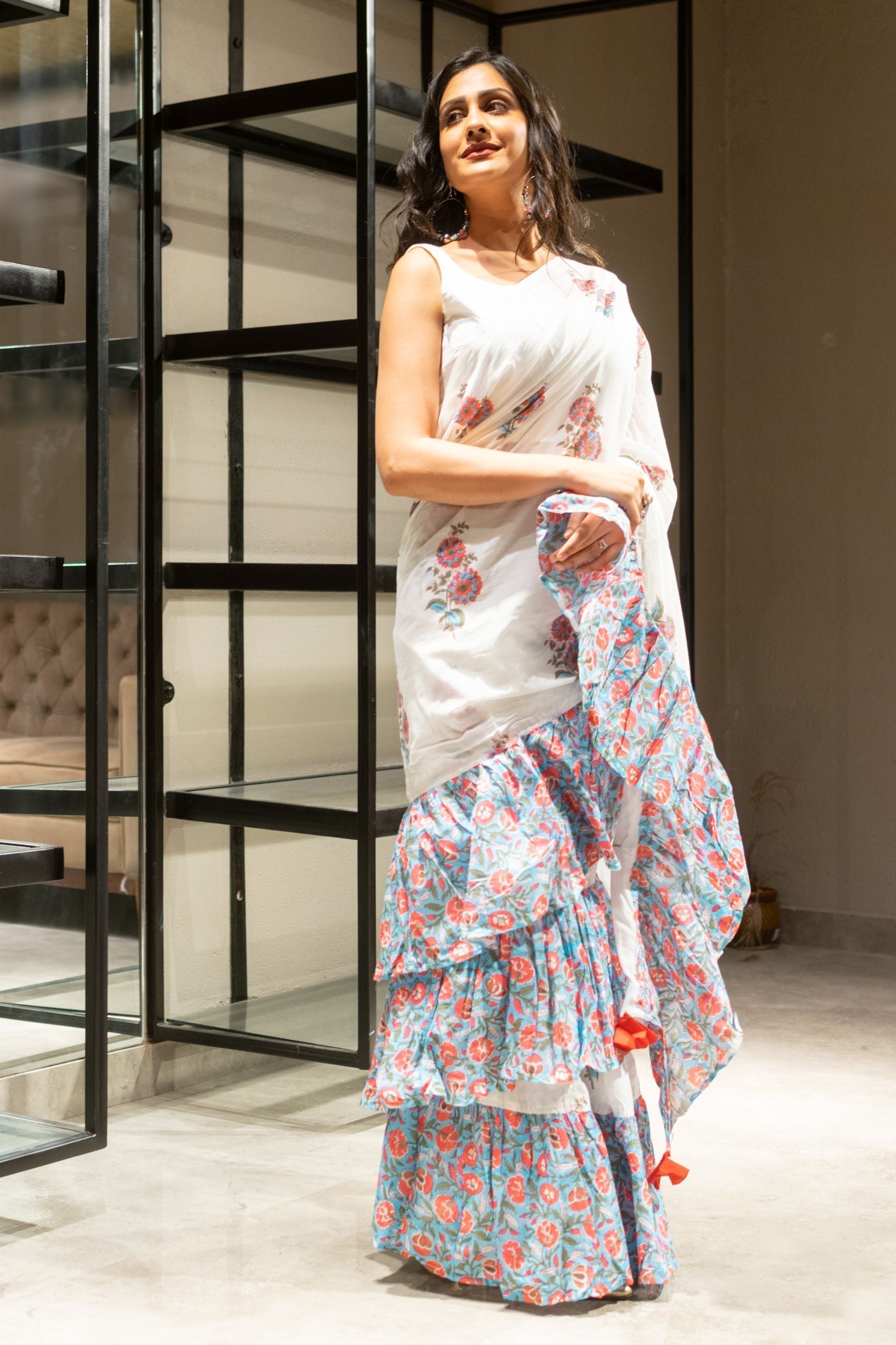 Women's White Printed Cotton Saree (2Pc Set)