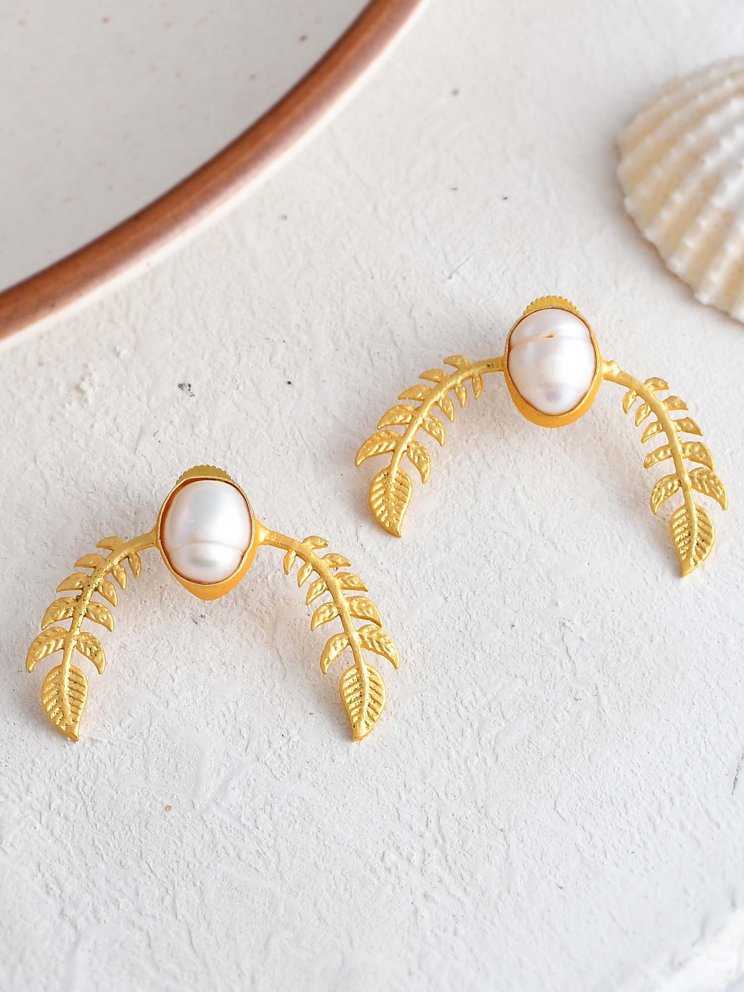 Women's Pearl Leaf Wings Earrings