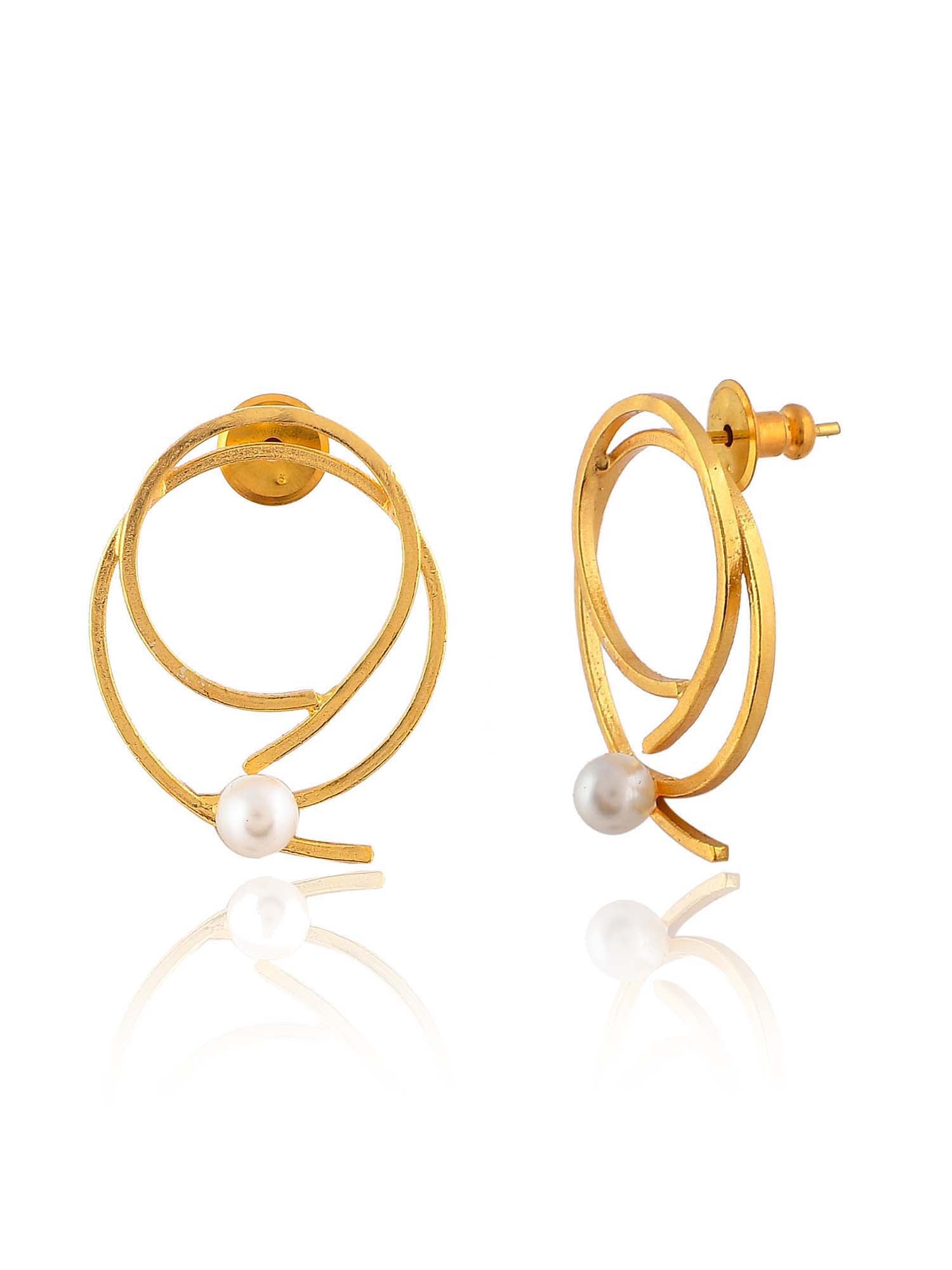 Women's Sophisticated Pearl Earrings - Zurii Jewels
