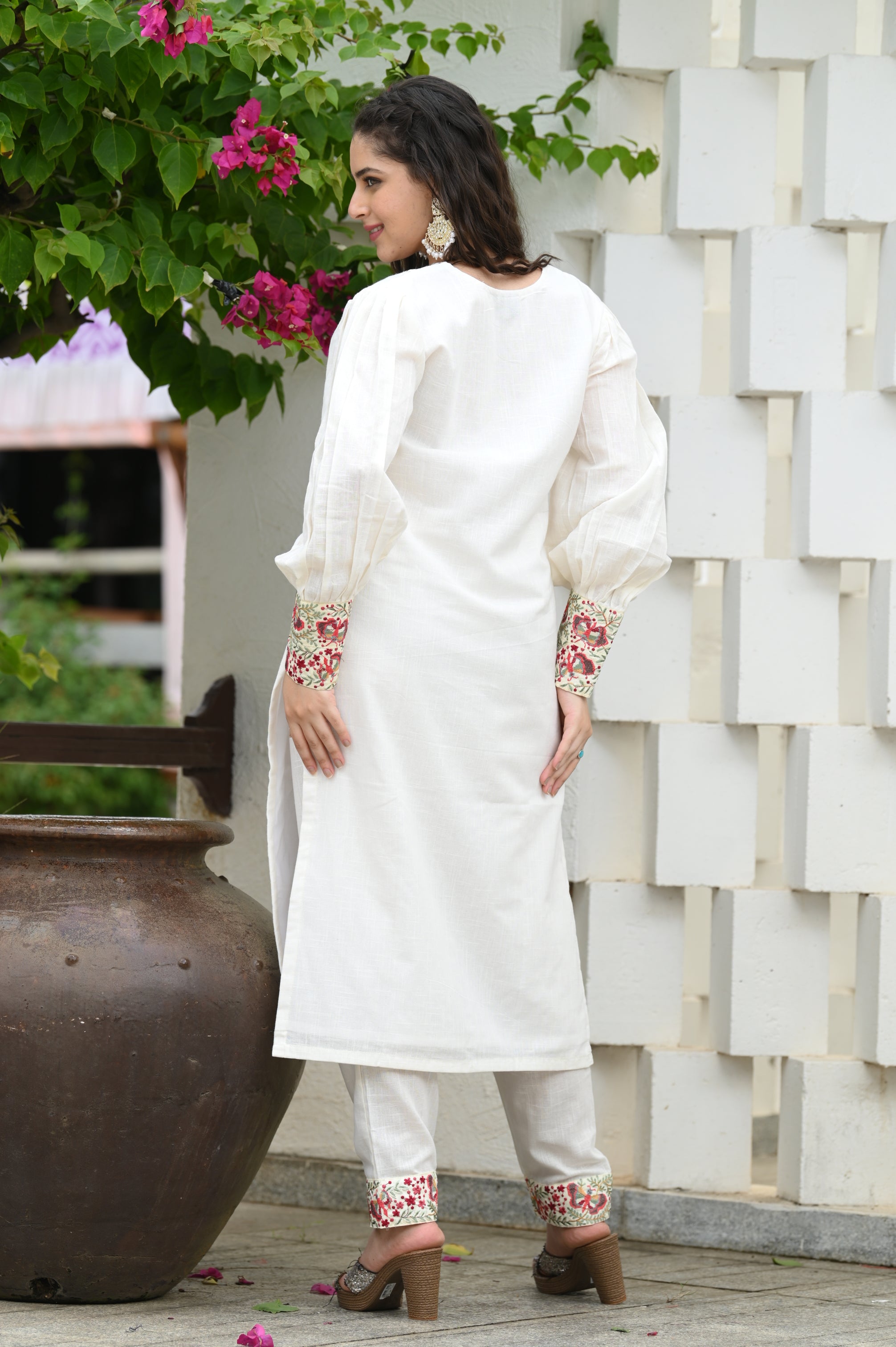 Color_Off White