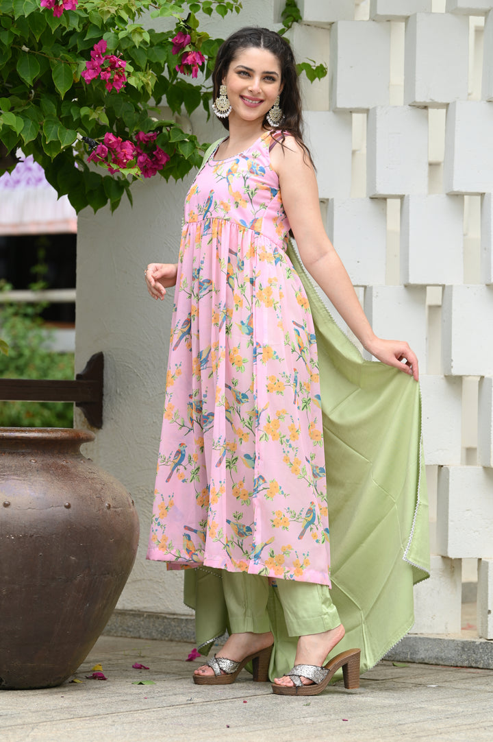 Women's Printed Georgette Kurta Set