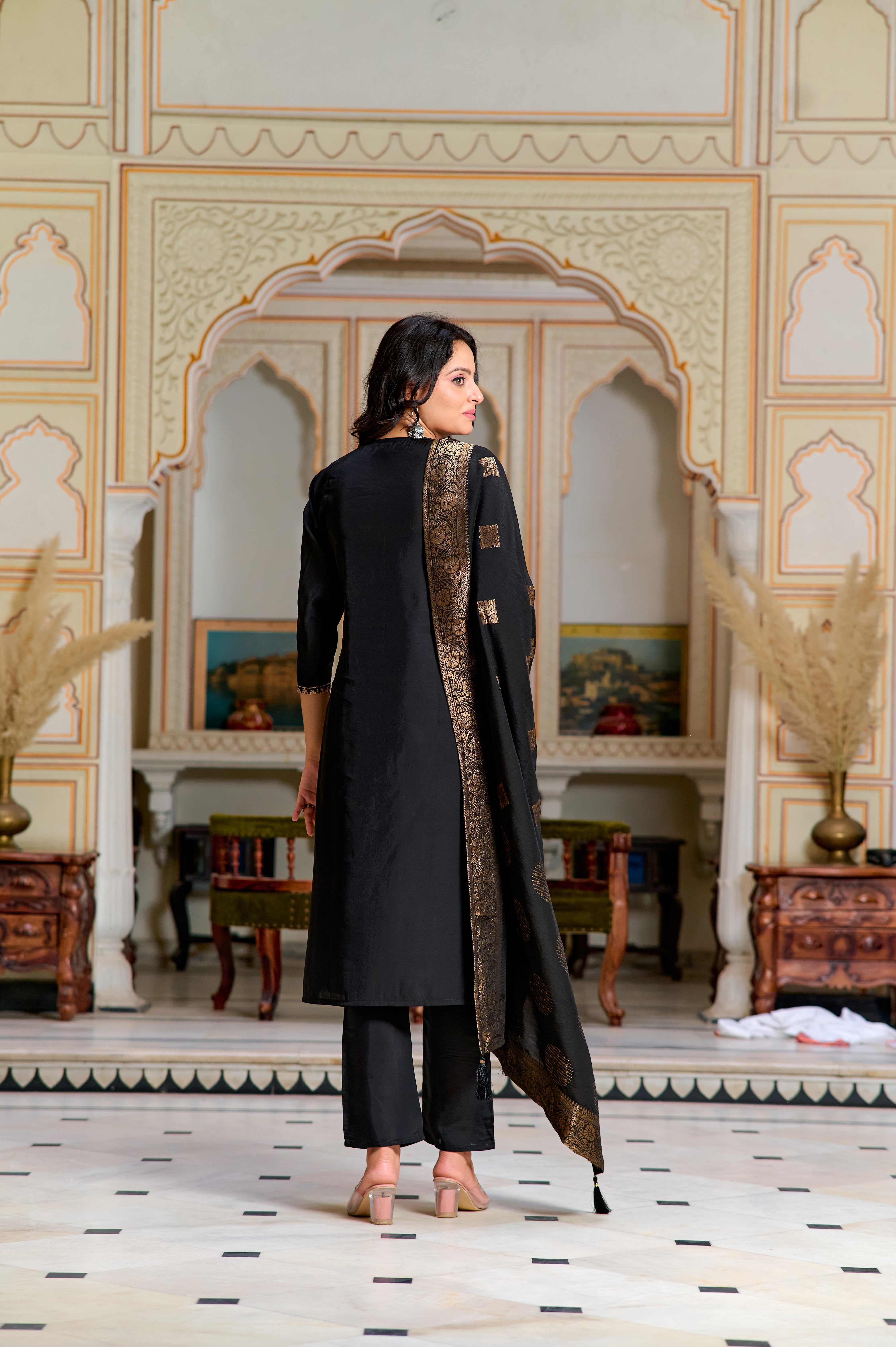 Women's Round Neck Embroidered Work, Chanderi Fabric Kurta & Pant With Dupatta Set - Taantav