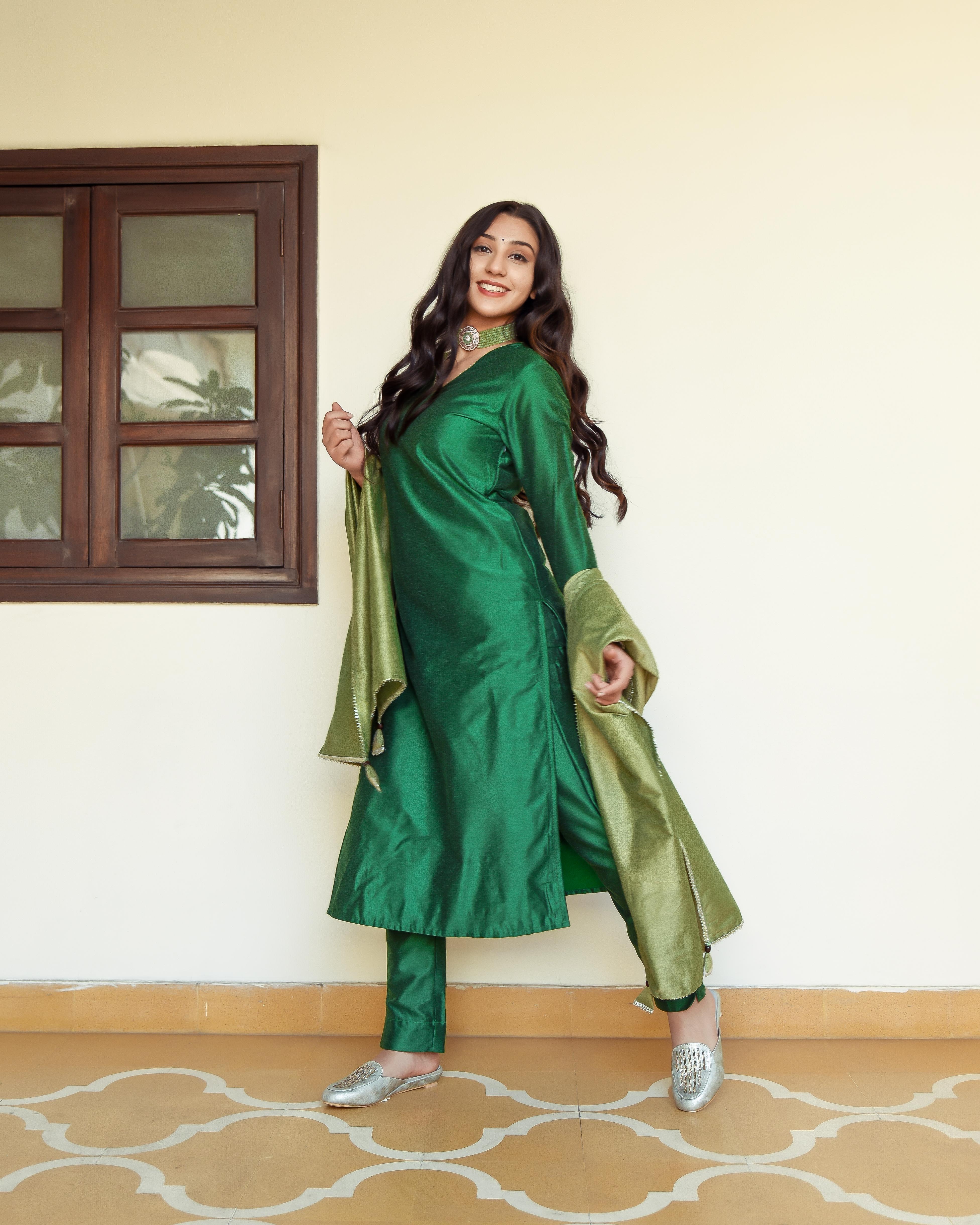 Women's Shades of green Suit Set - Indian Virasat USA