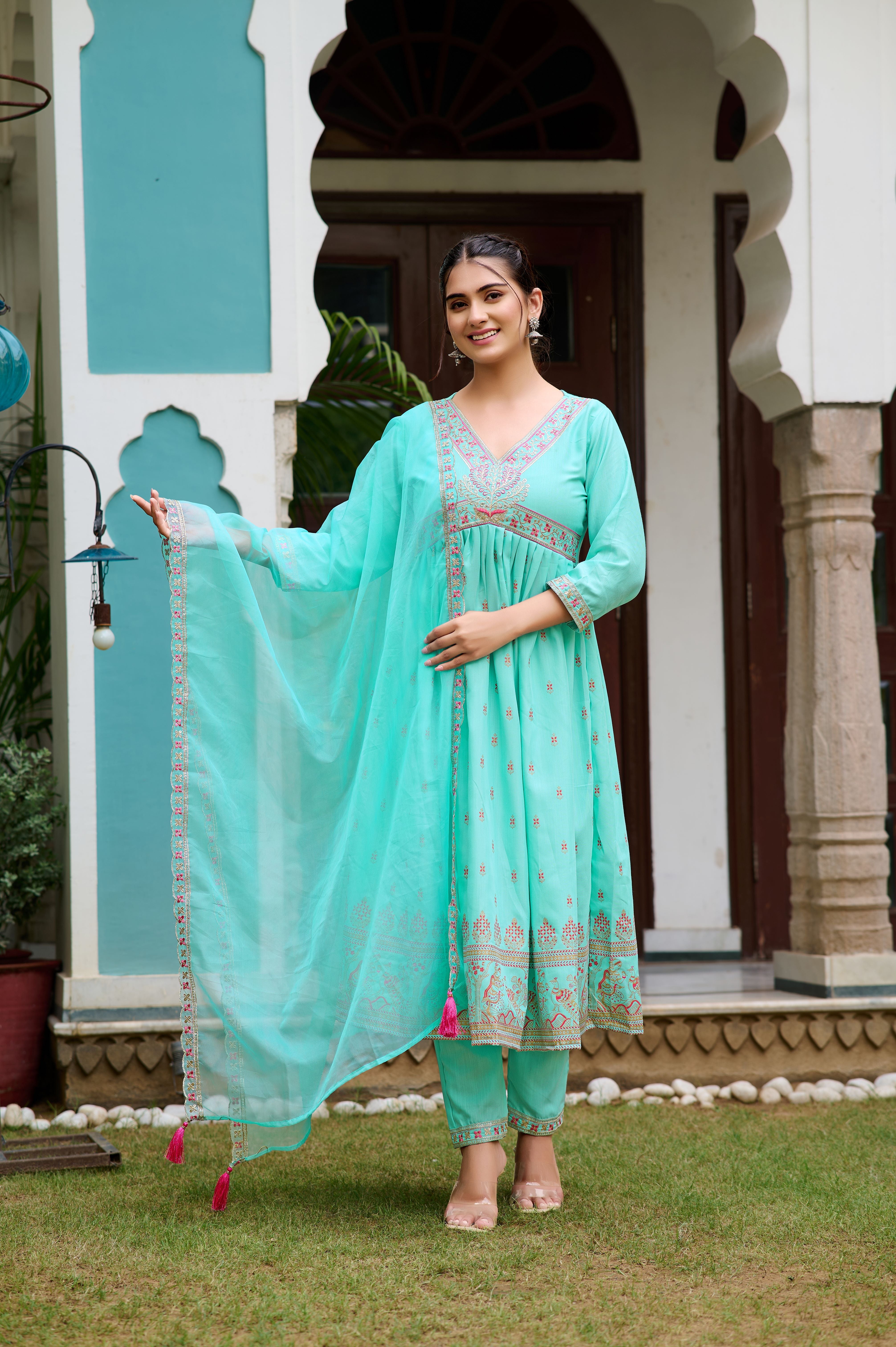 Women's V Neck Embroidered Work Rayon Slub Fabric Kurta & Pant With Dupatta Set - Taantav