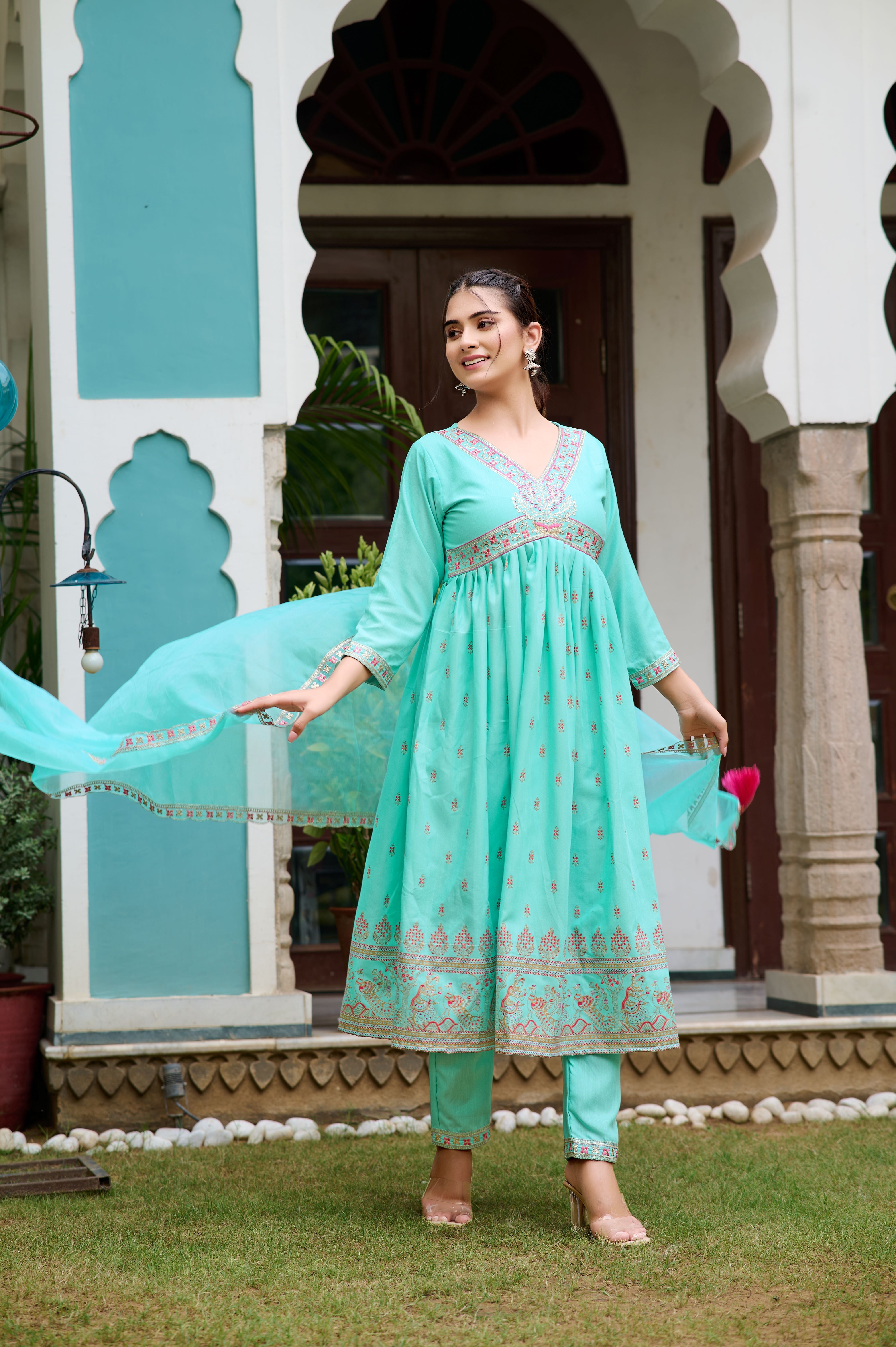 Women's V Neck Embroidered Work Rayon Slub Fabric Kurta & Pant With Dupatta Set - Taantav