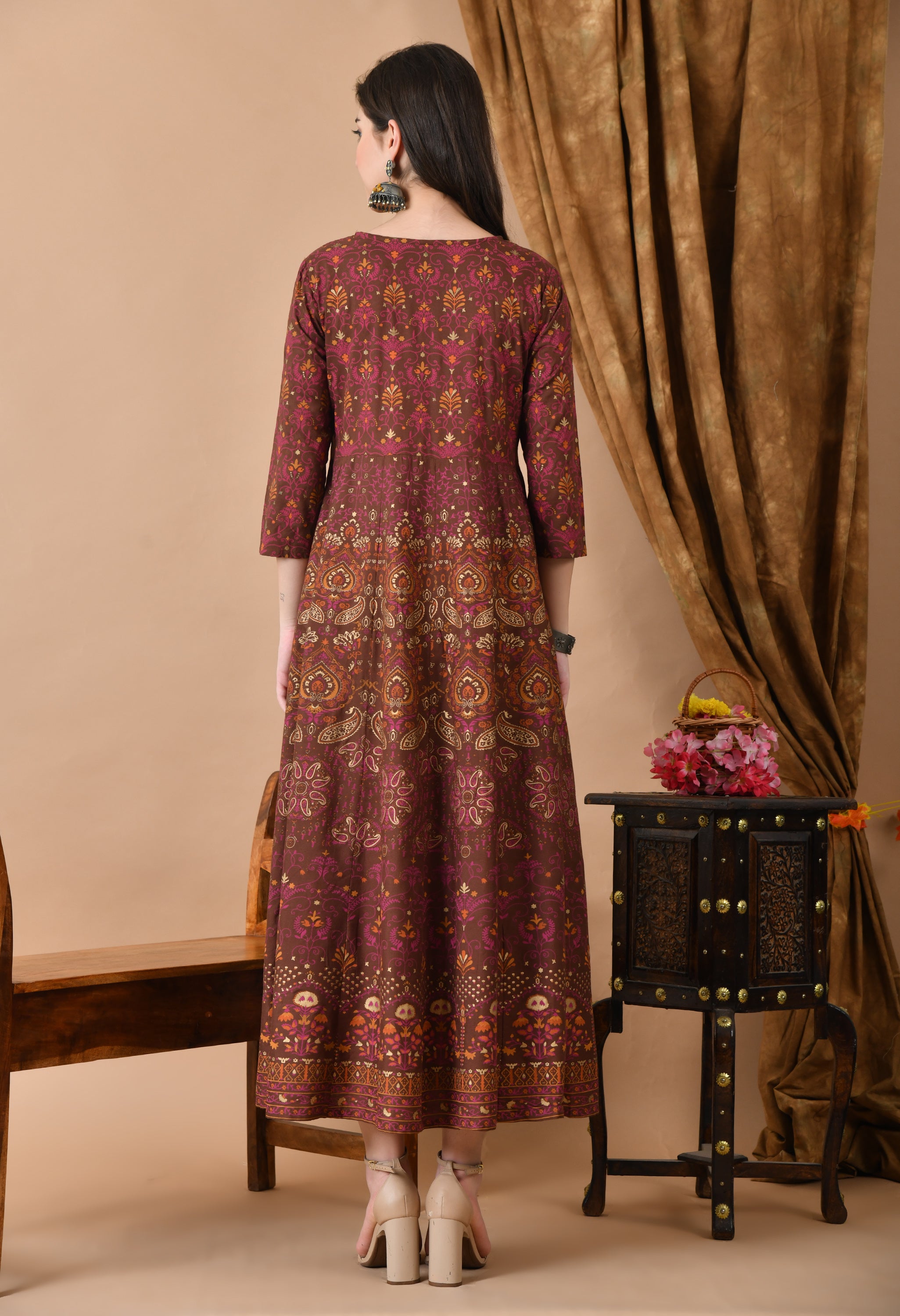 Color_Brown