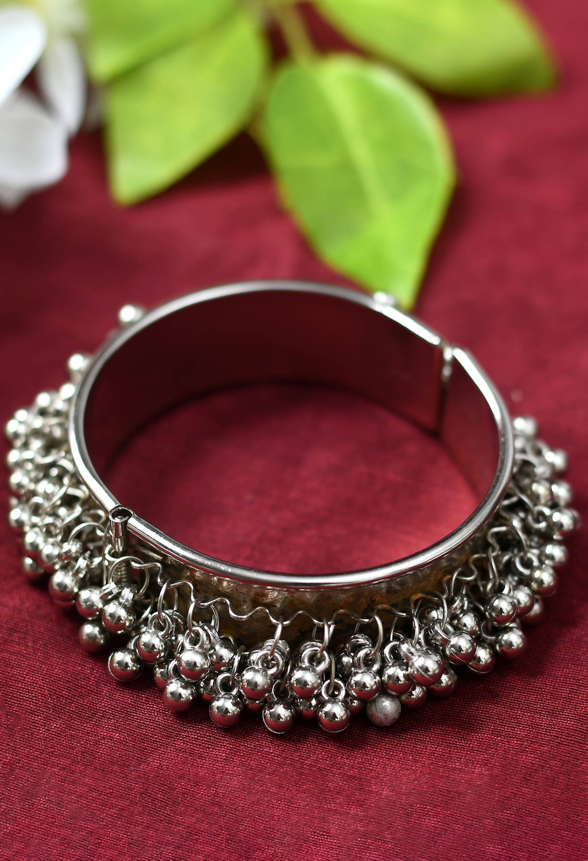 Johar Kamal Oxidised Silver-Plated Ghungroo Btacelet