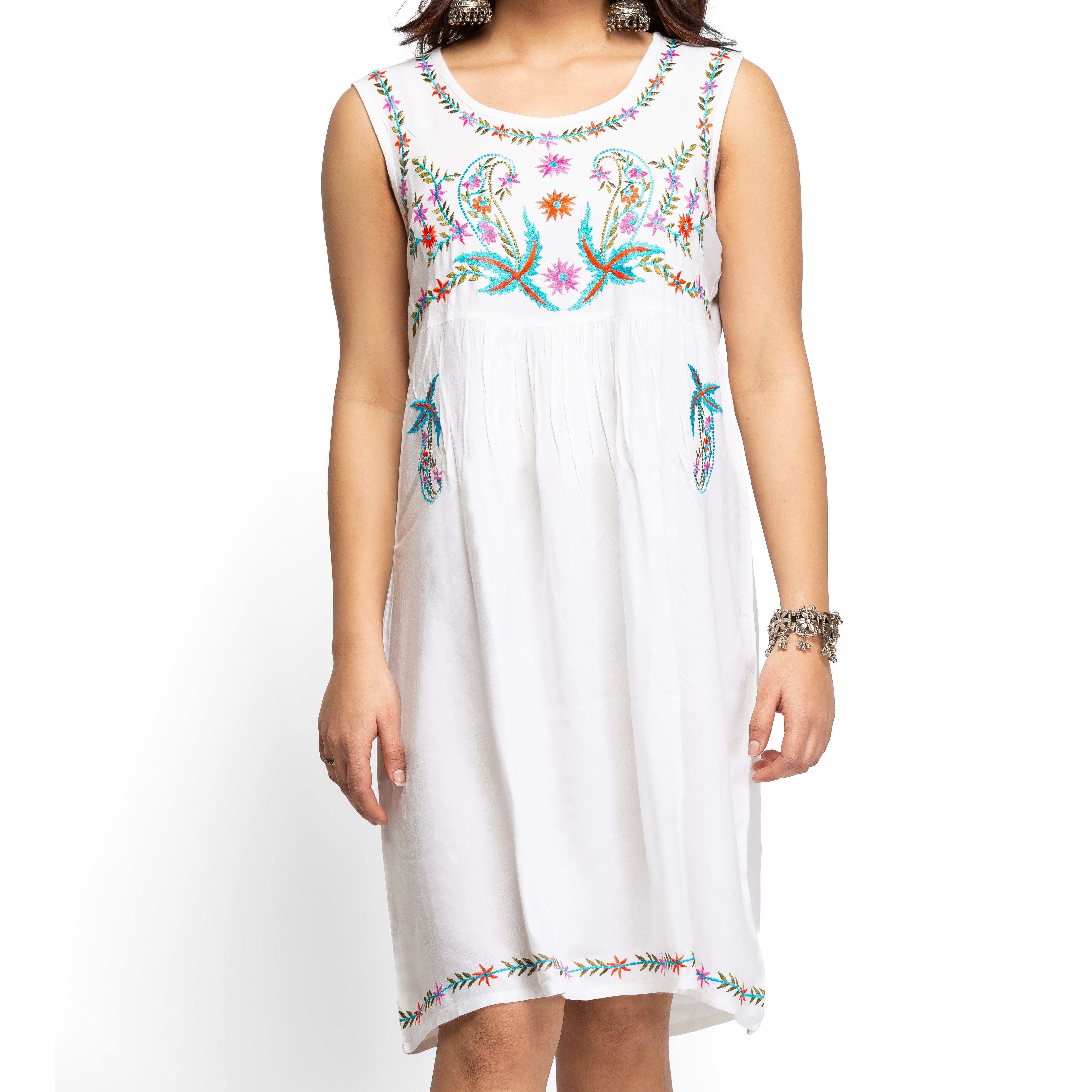 Women's Women's embroidered dress - Taantav