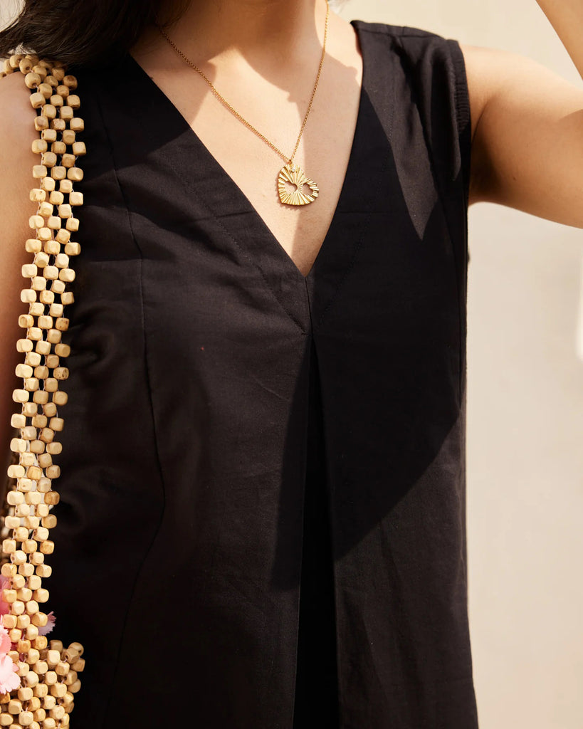 Color_Black