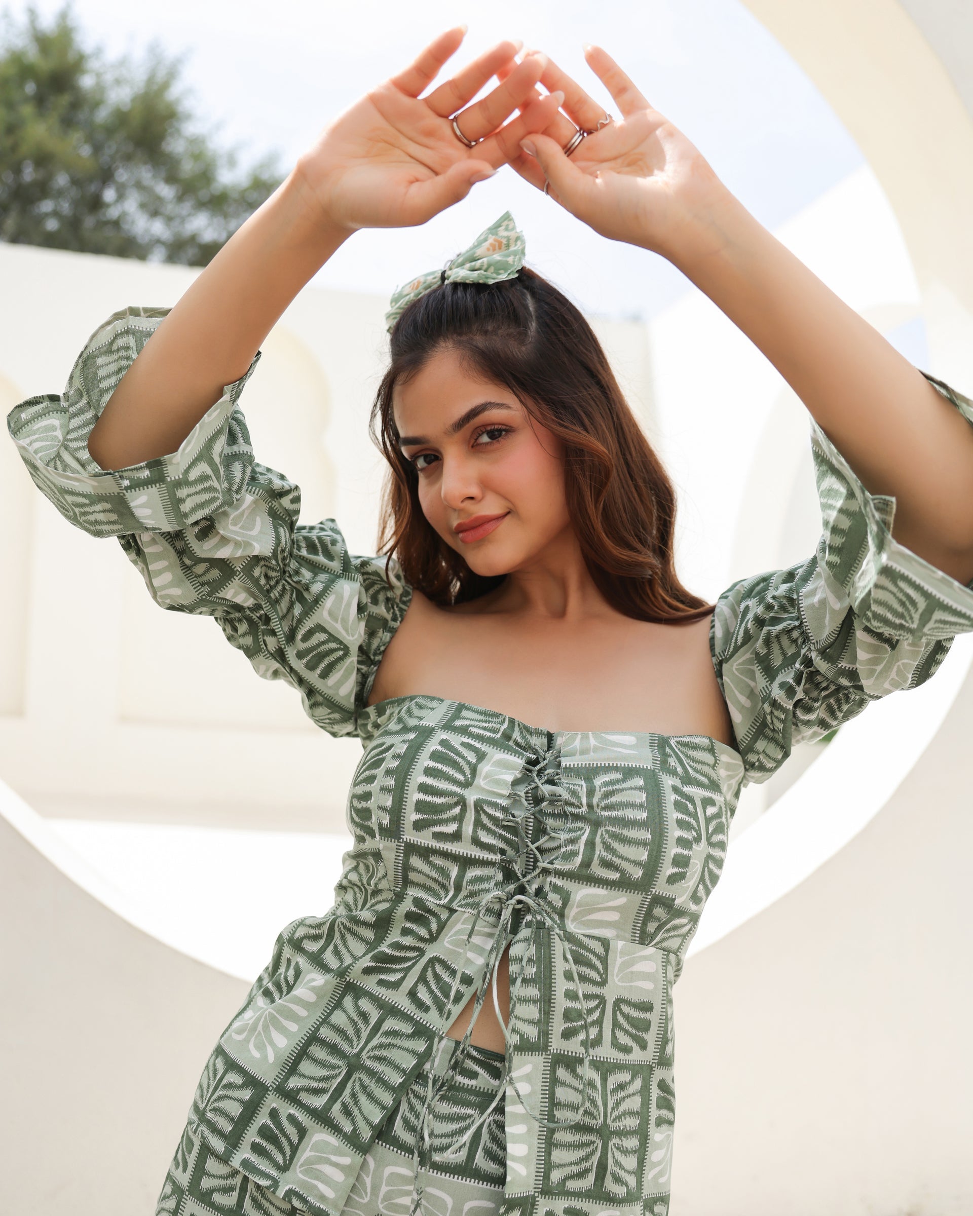 Women's Tropical Sage Leaf Printed Puff Sleeve Co-Ord Set