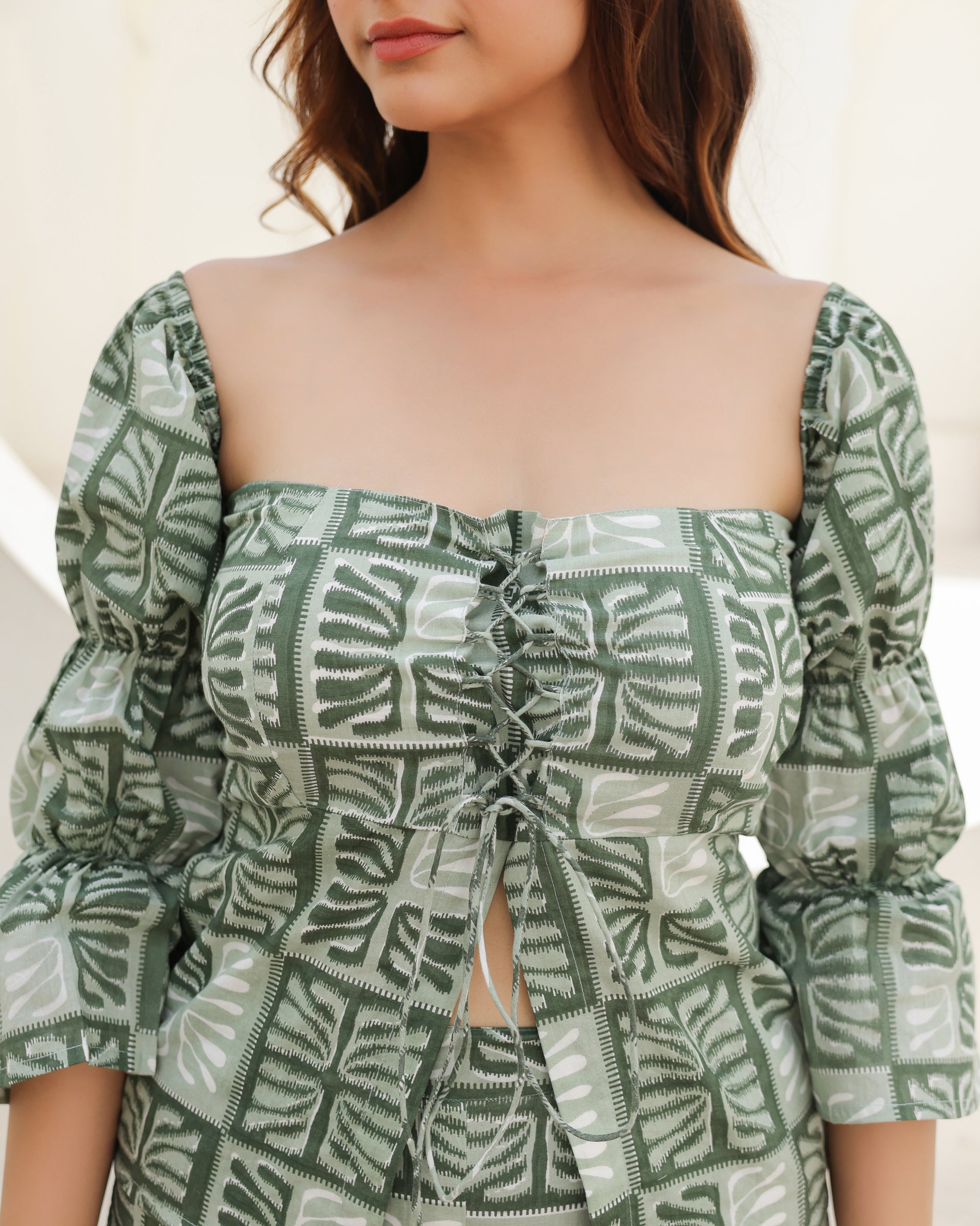 Women's Tropical Sage Leaf Printed Puff Sleeve Co-Ord Set