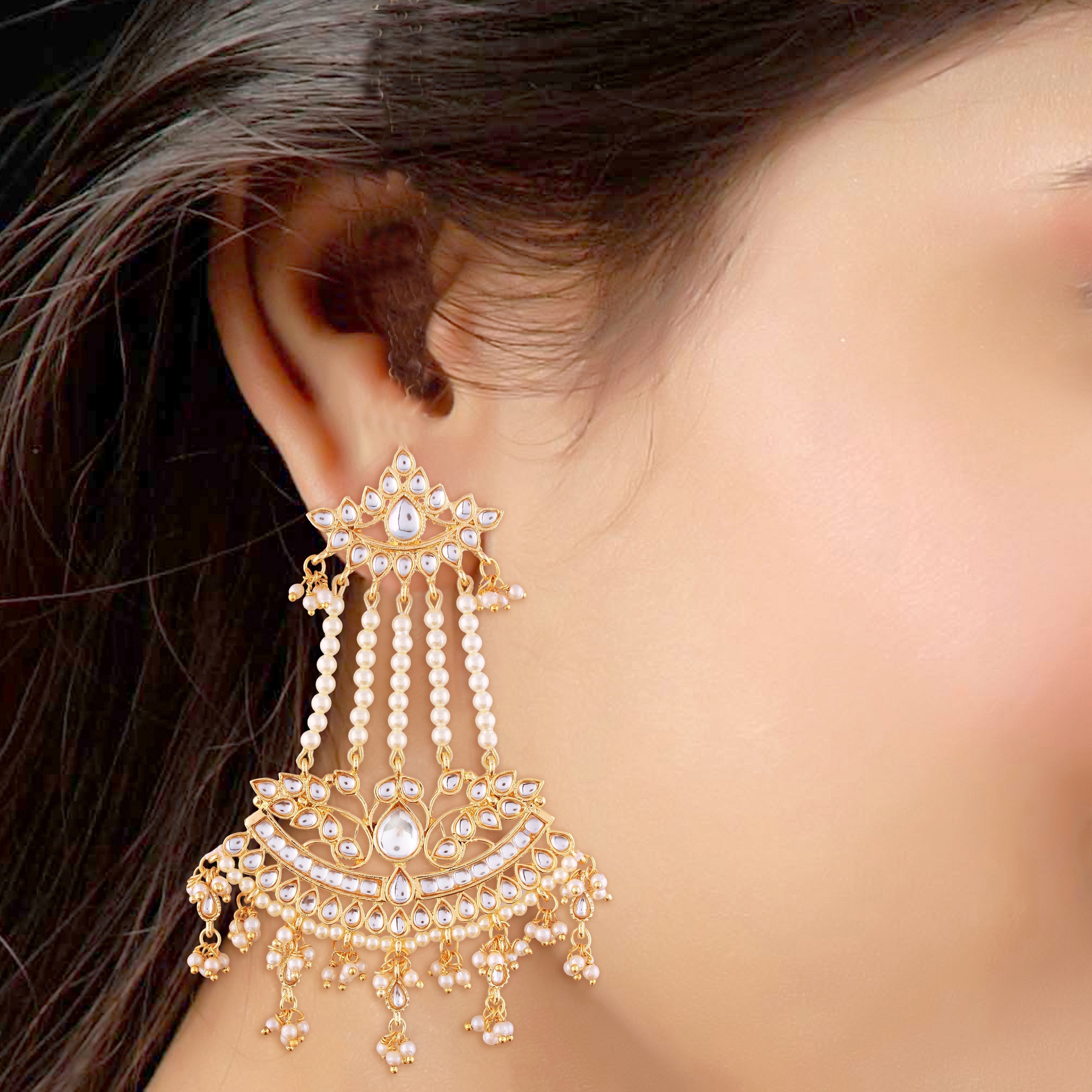 Women's Traditional Gold Plated Zinc Alloy Kundan And Pearl Zinc Earrings