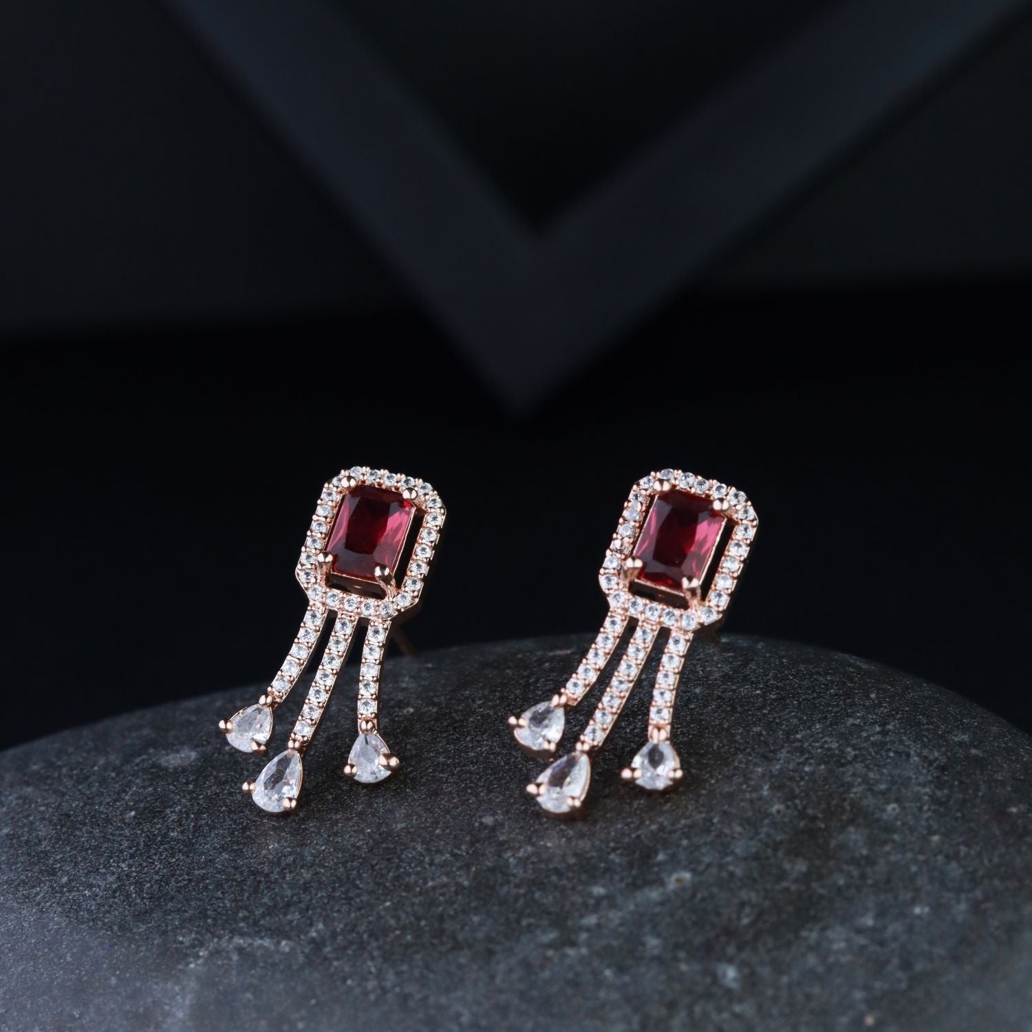 Women's Valentine'S Special 18K Rose Gold Plated Red Cz & American Diamond Beautiful Studs Earrings (E3067R)