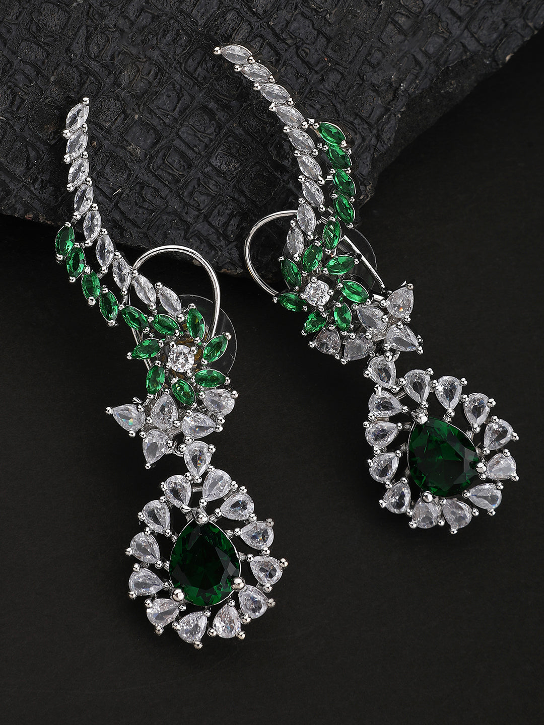 Women's Emerald Green Cresent Look Contemprary American Diamond