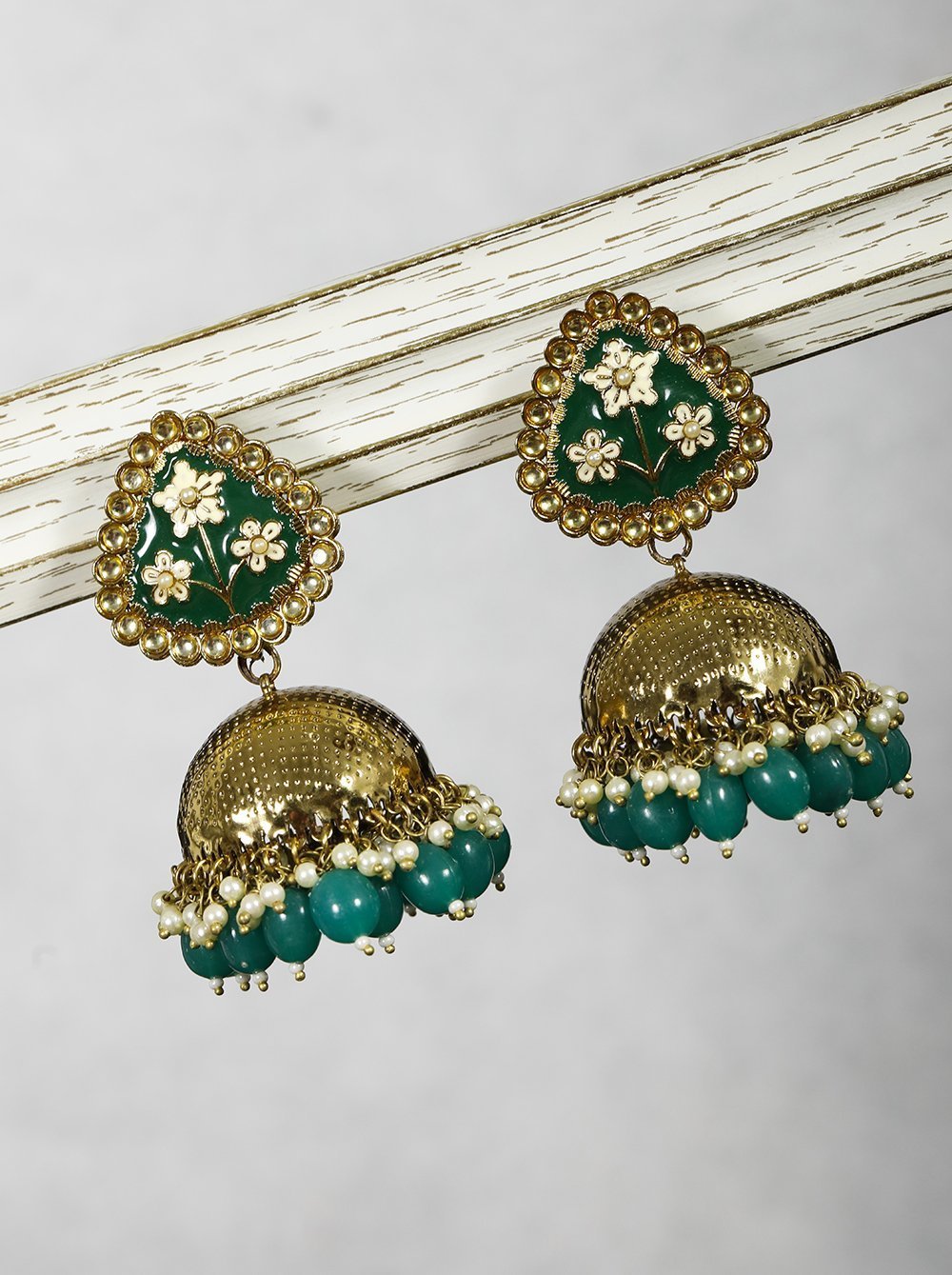 Women's Green Colored Ethnic Beautiful Jhumkas