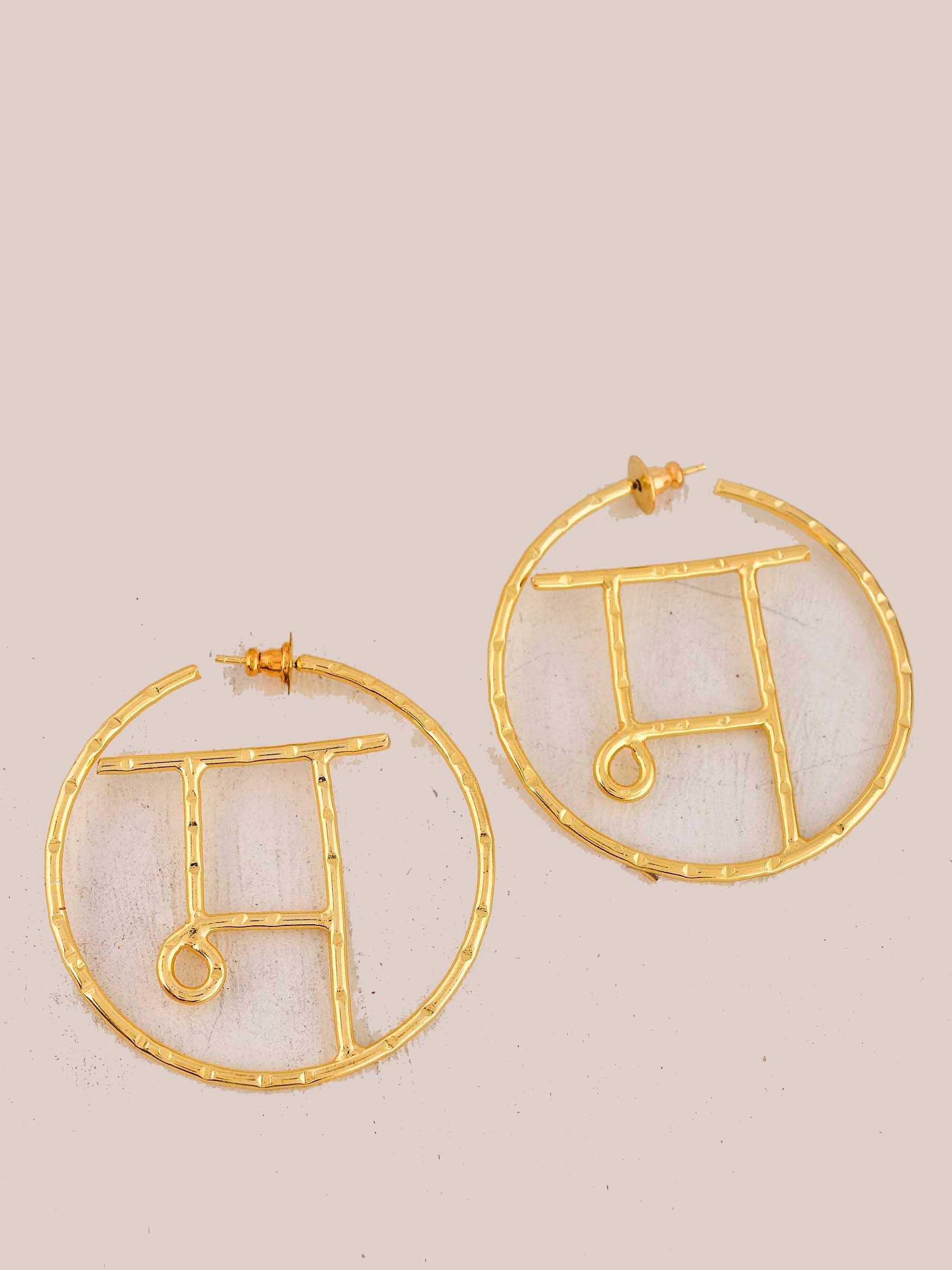 Women's Akshar Encircled Earring En11