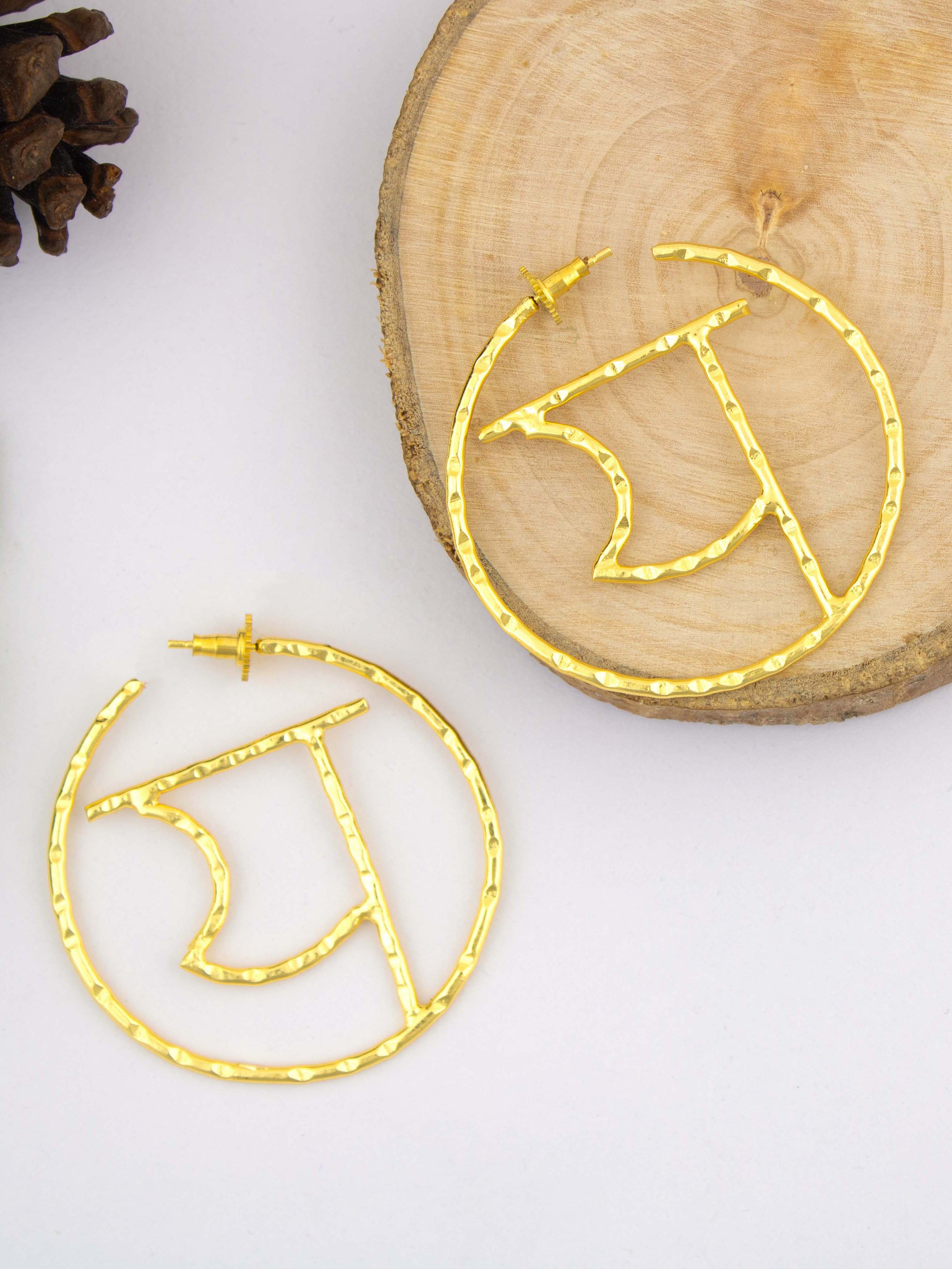 Women's Akshar Encircled Earring En12