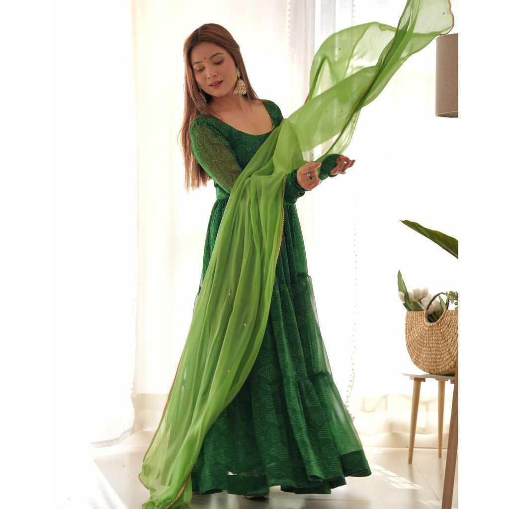 Women's Green Bandhani Tiered Anarkali Kurta With Dupatta
