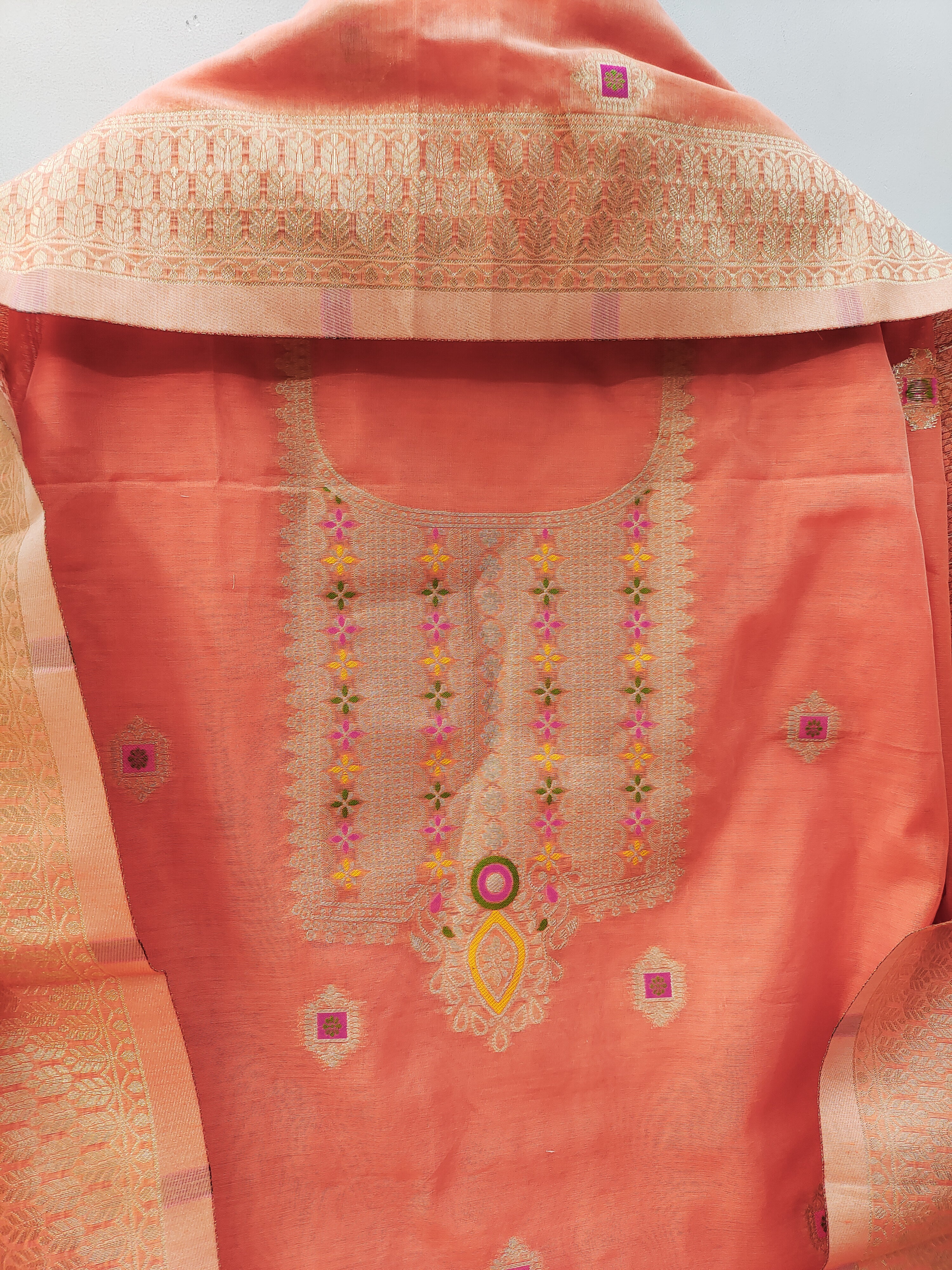 Color_Peach