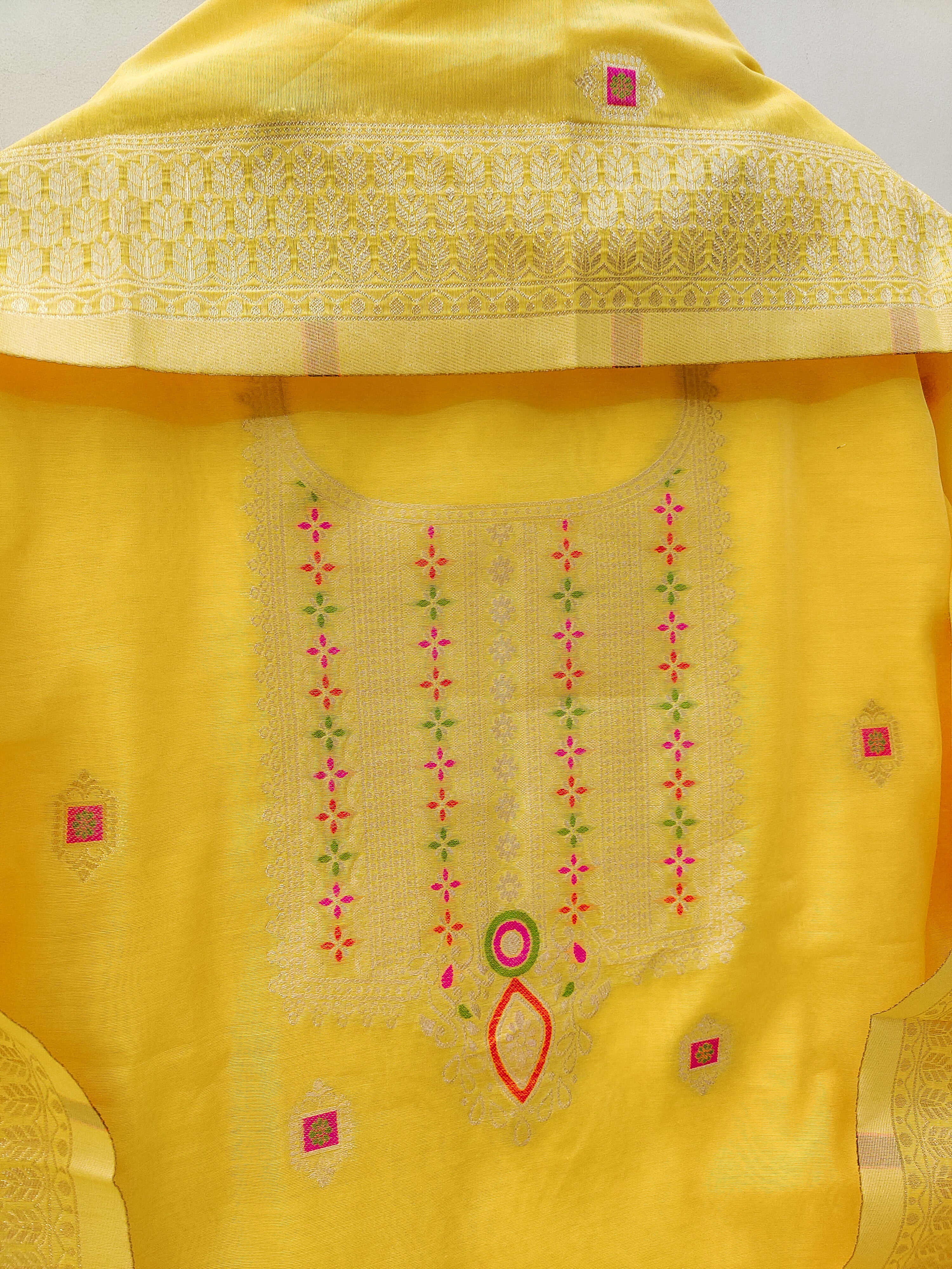 Color_Yellow
