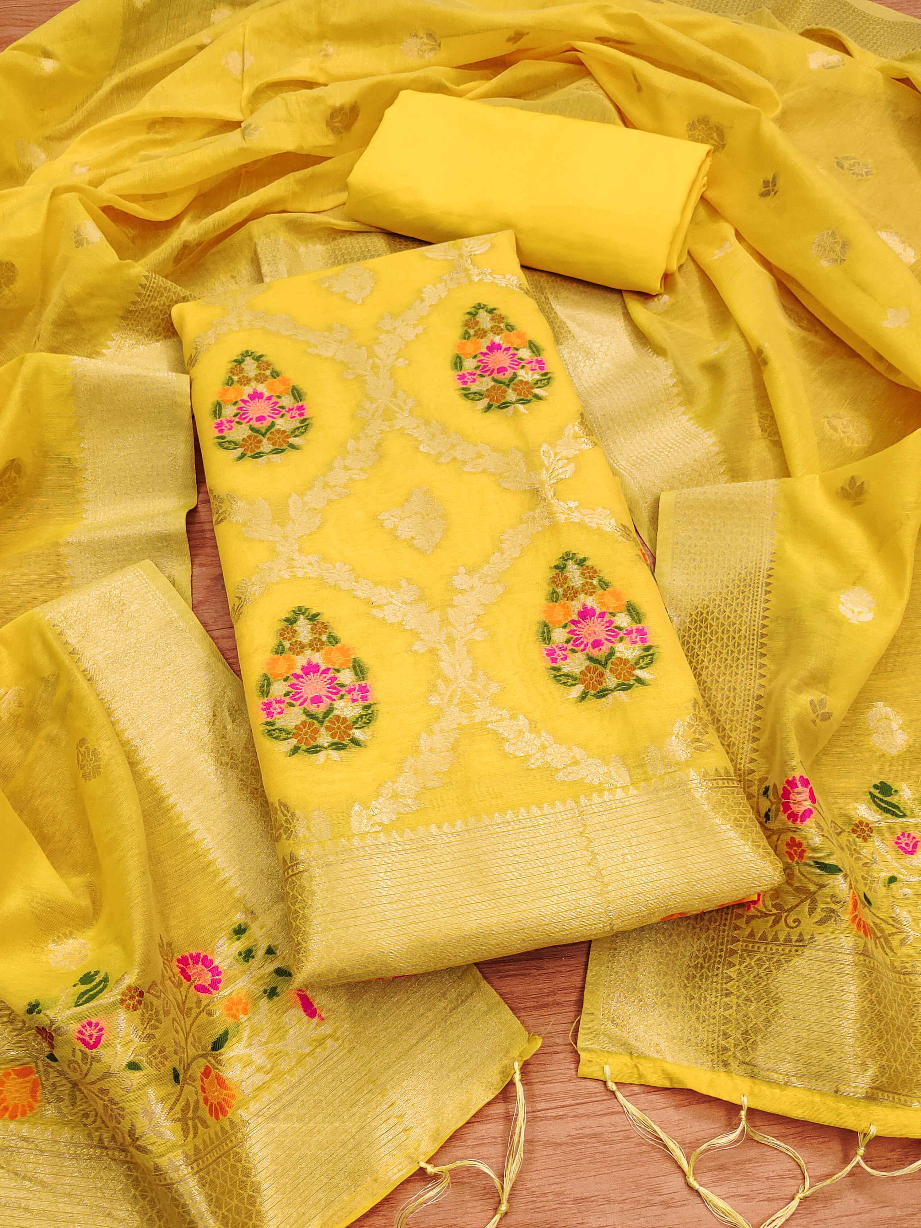 Color_Yellow