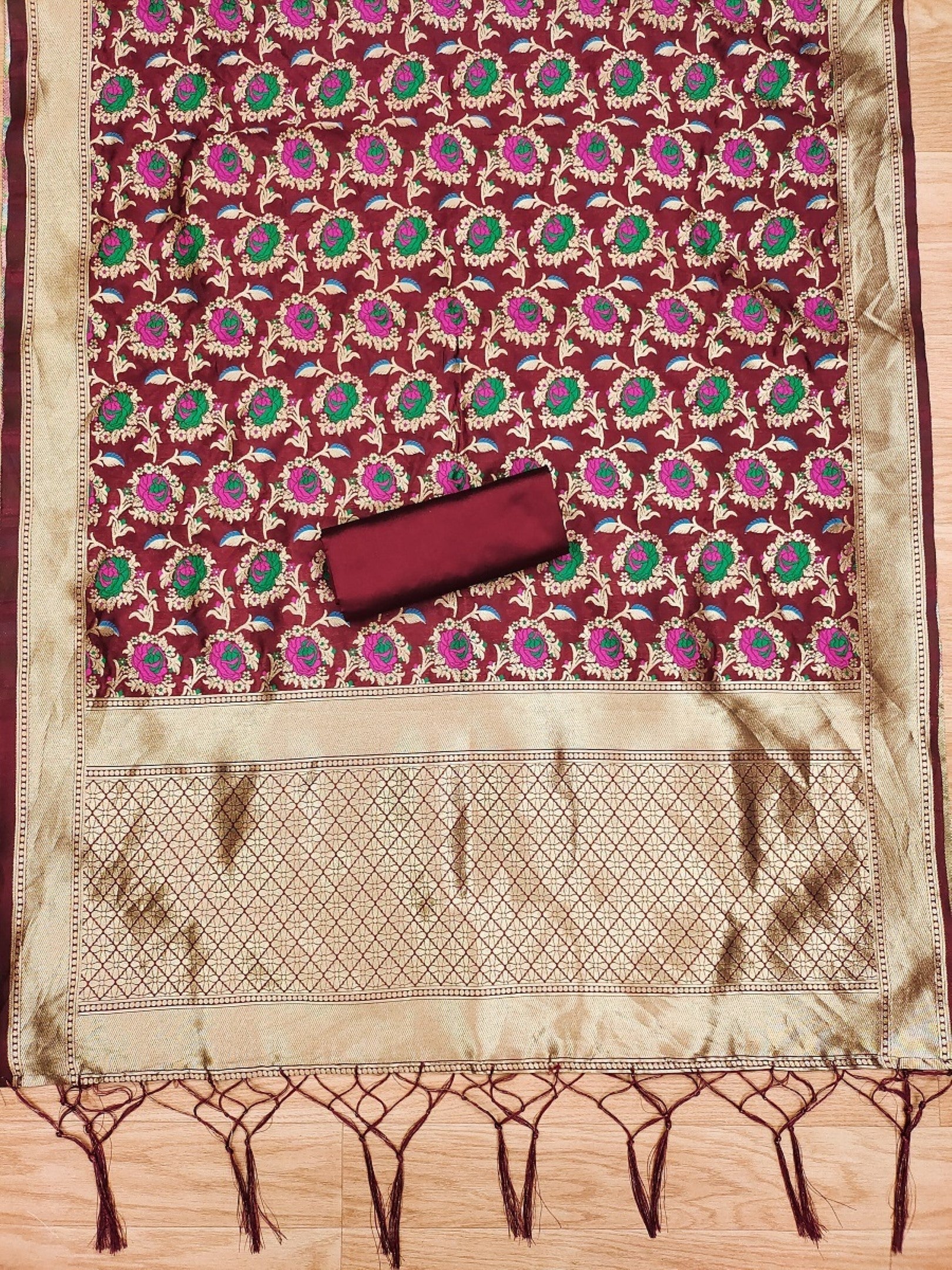 Color_Maroon