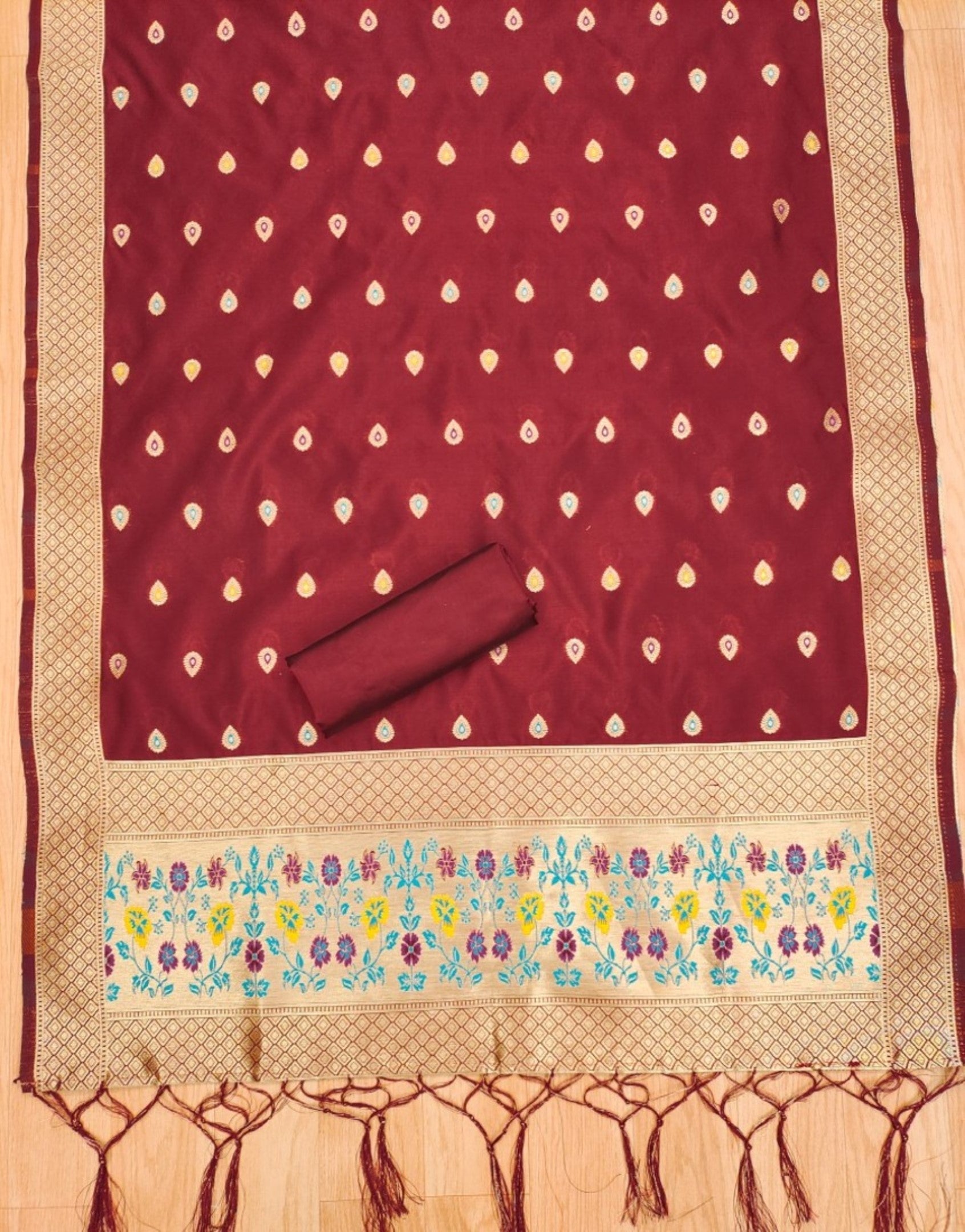 Color_Maroon