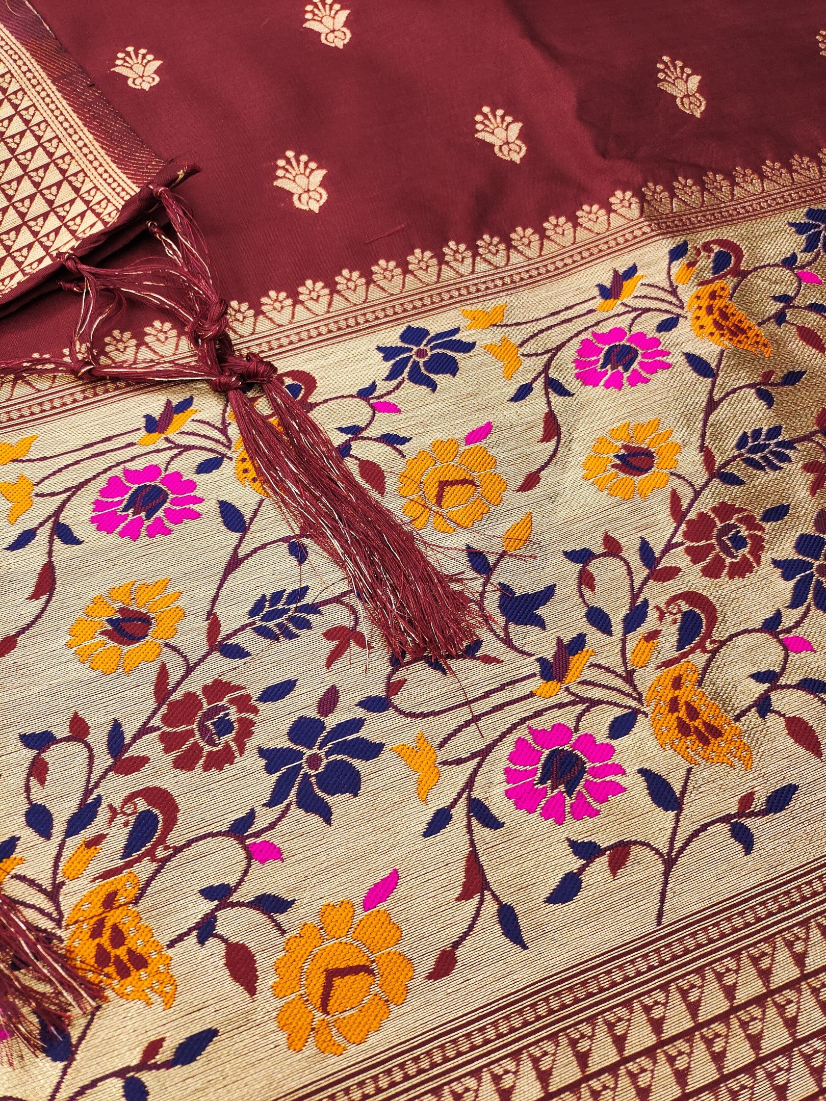 Color_Maroon