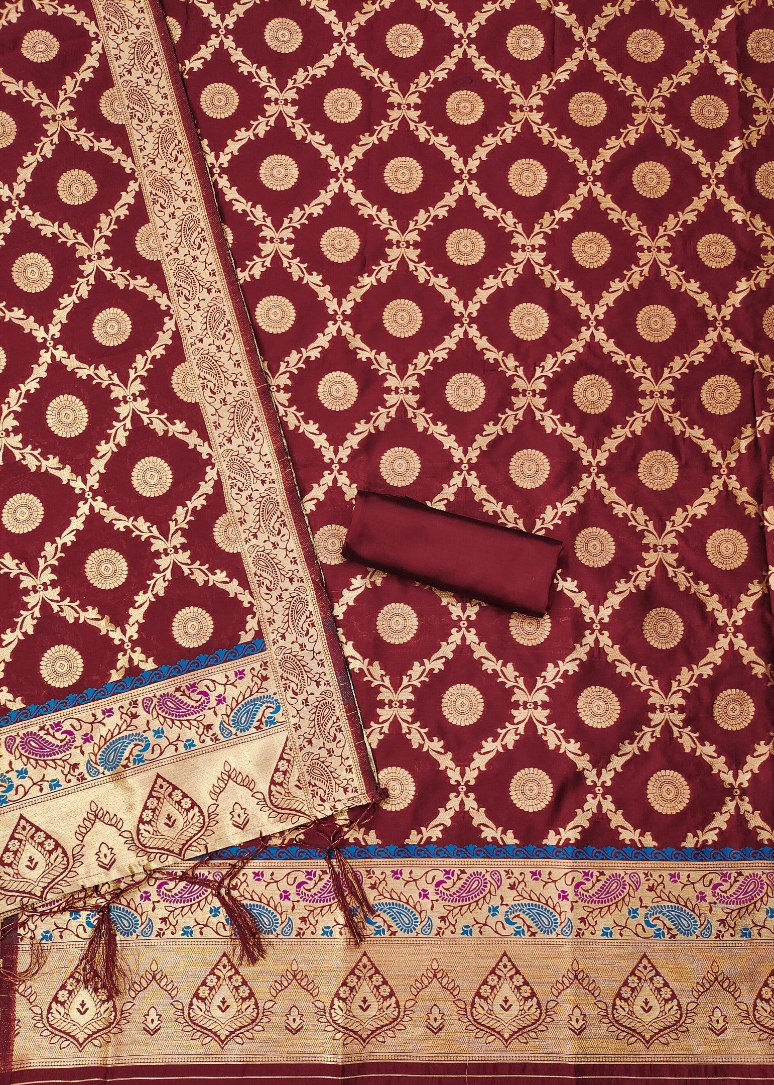 Color_Maroon