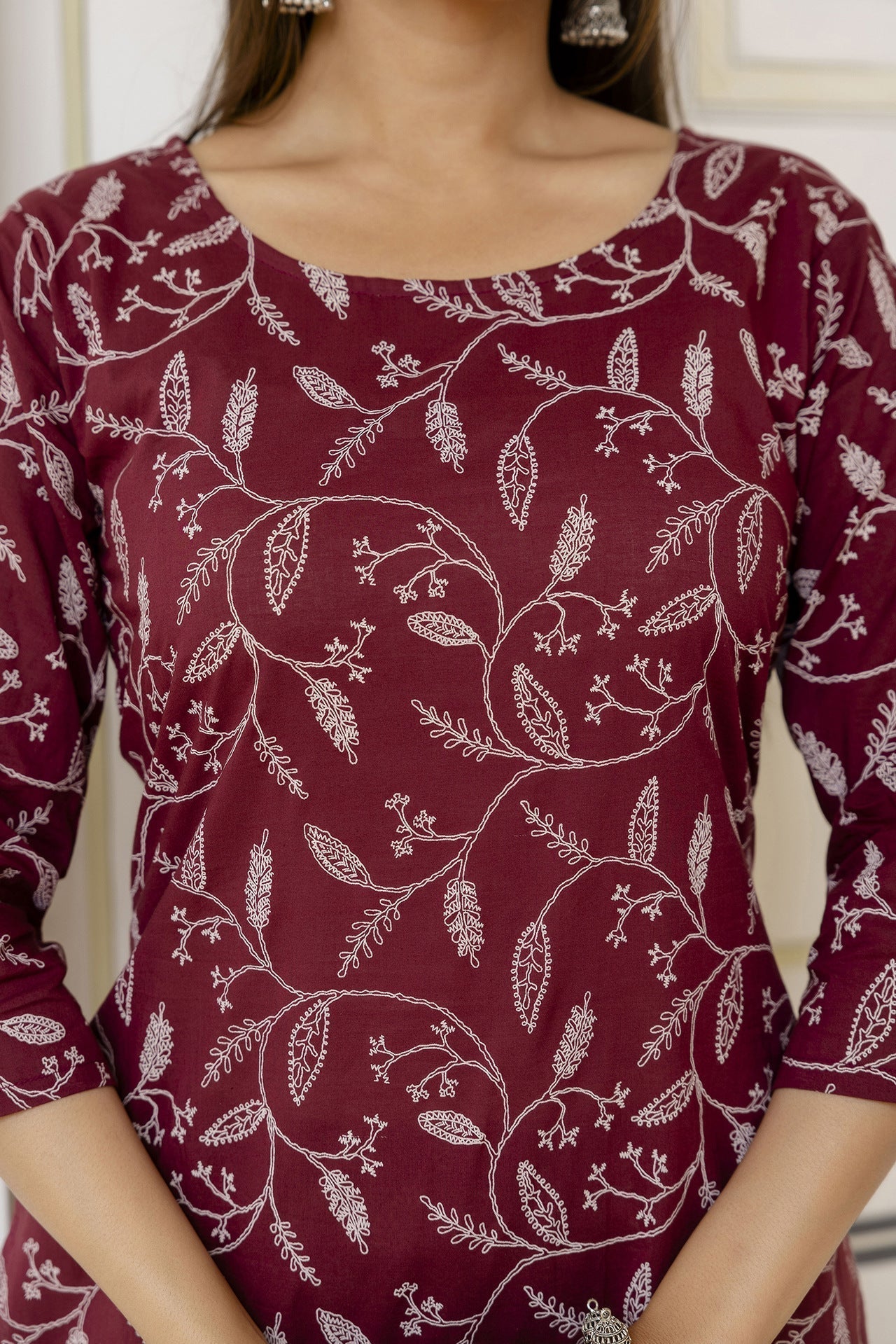 Women's Burgundy Printed Straight Kurta With Trouser - Taantav