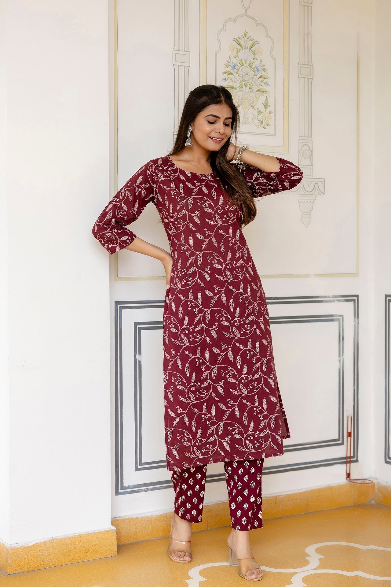 Women's Burgundy Printed Straight Kurta With Trouser - Taantav