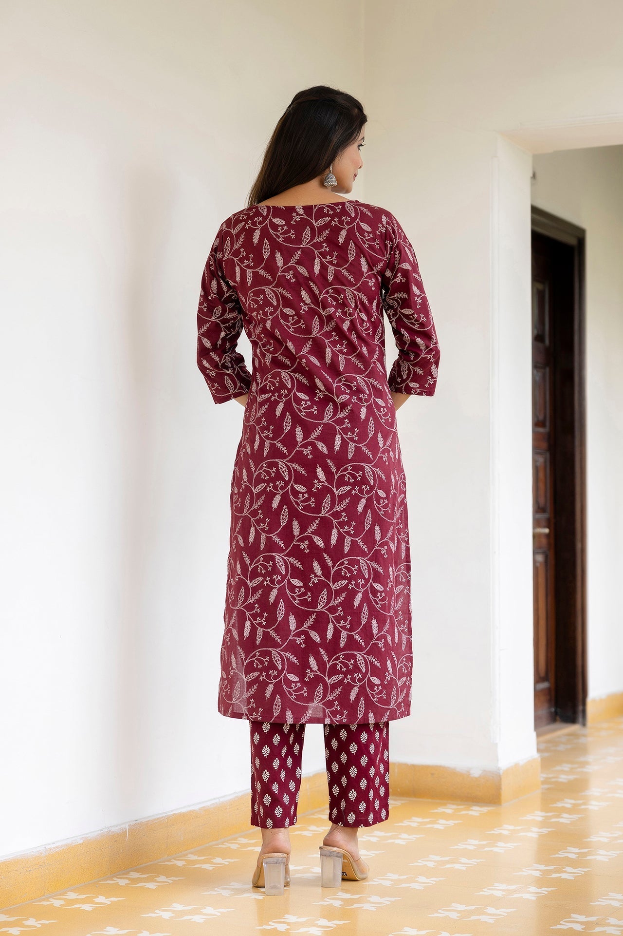 Women's Burgundy Printed Straight Kurta With Trouser - Taantav