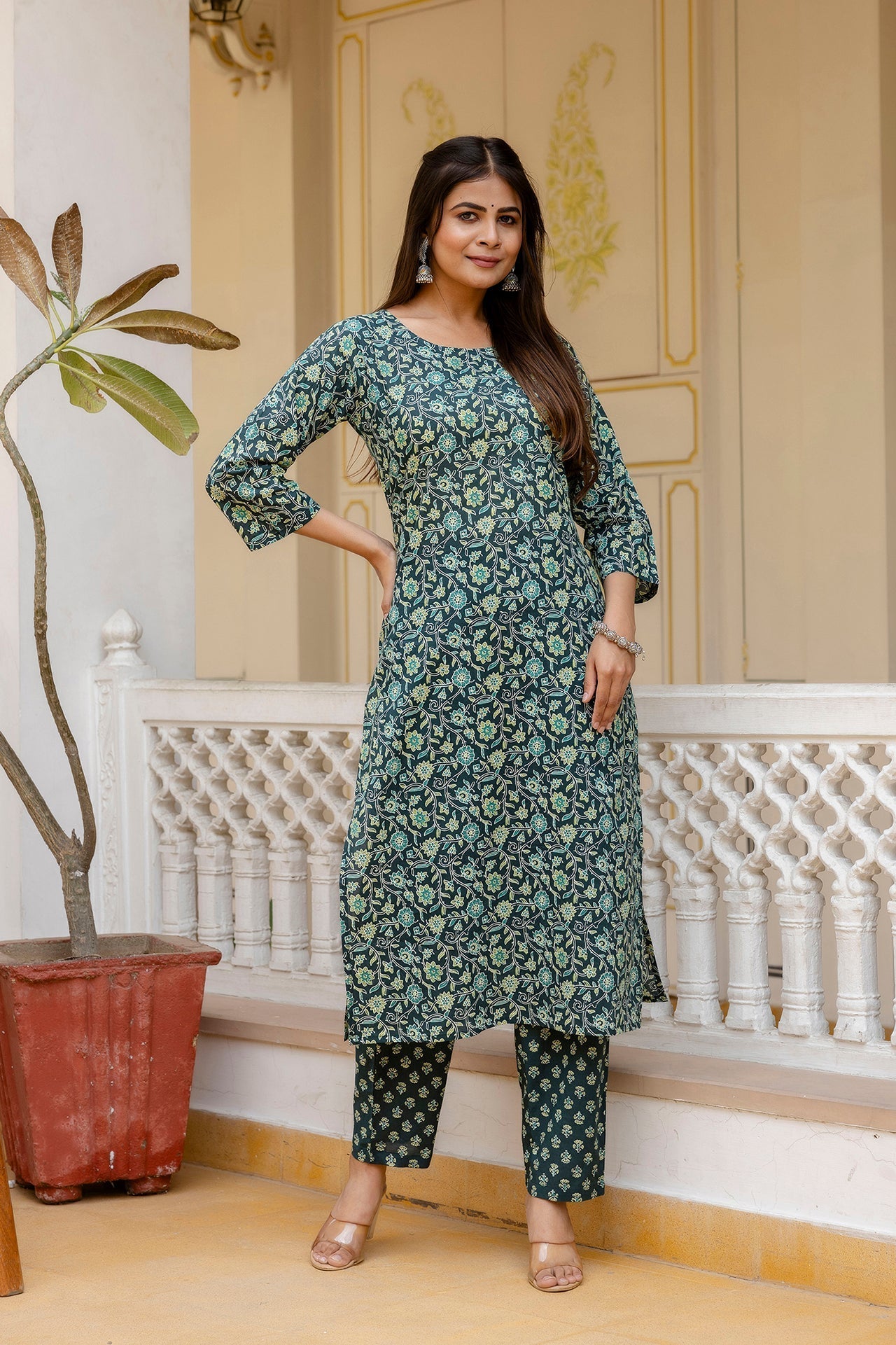 Women's Green Printed Straight Kurta With Trouser - Taantav